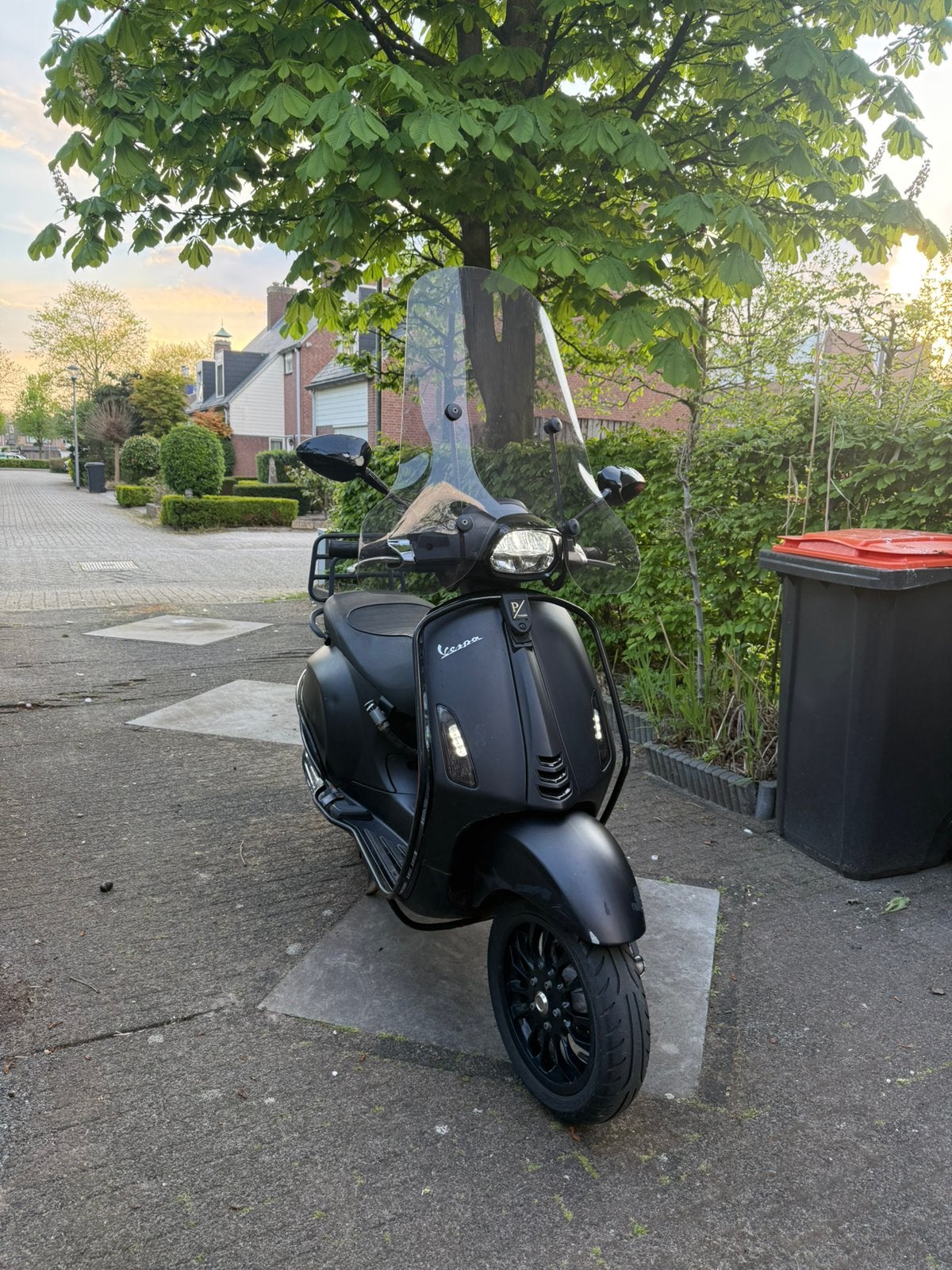 Vespa Sprint 2019, Fietsen en Brommers, Scooters | Vespa, Ophalen, Gebruikt, Overige modellen, Benzine