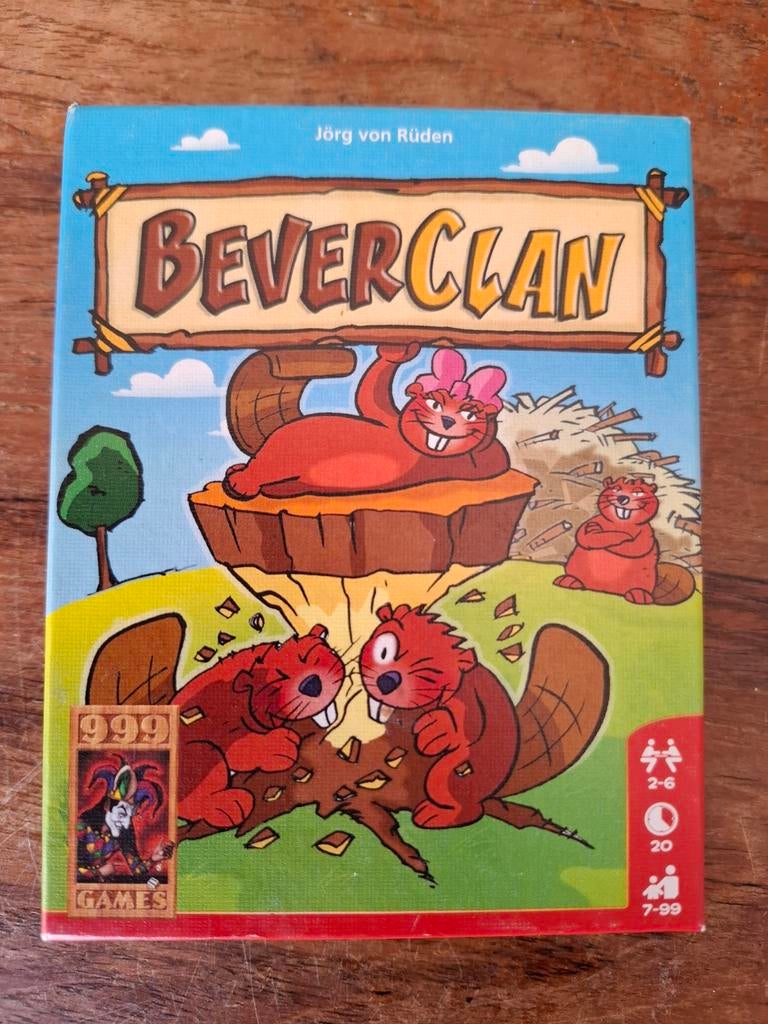 Beverclan kaartspel 999 games, Ophalen of Verzenden, Zo goed als nieuw