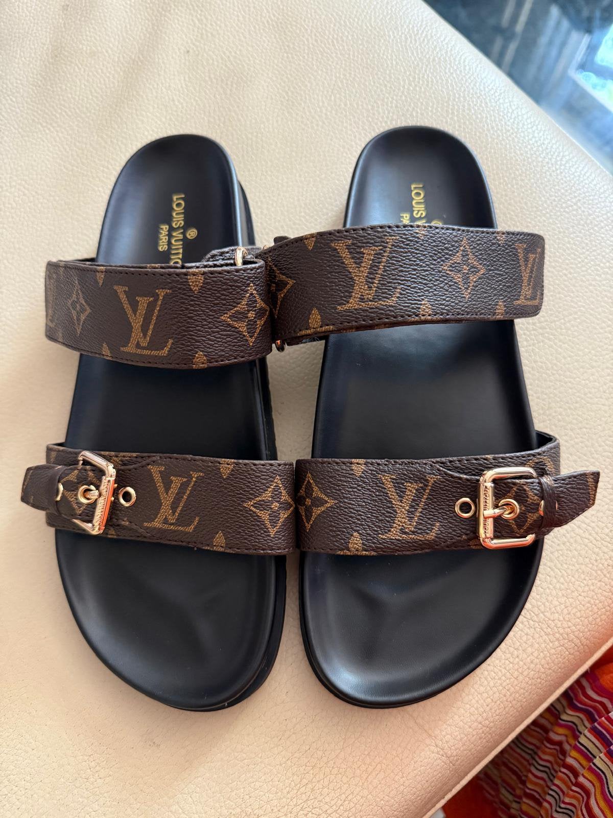 Louis vuitton slipper, Ophalen of Verzenden, Nieuw