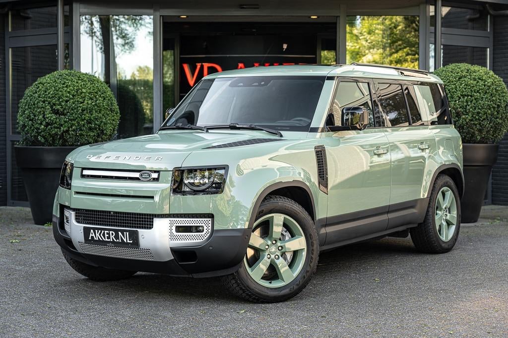 Land Rover Defender 110 P400e 75th Edition | Stoelkoeling |, Auto's, Land Rover, Automaat, Gebruikt, Zwart, 4 cilinders
