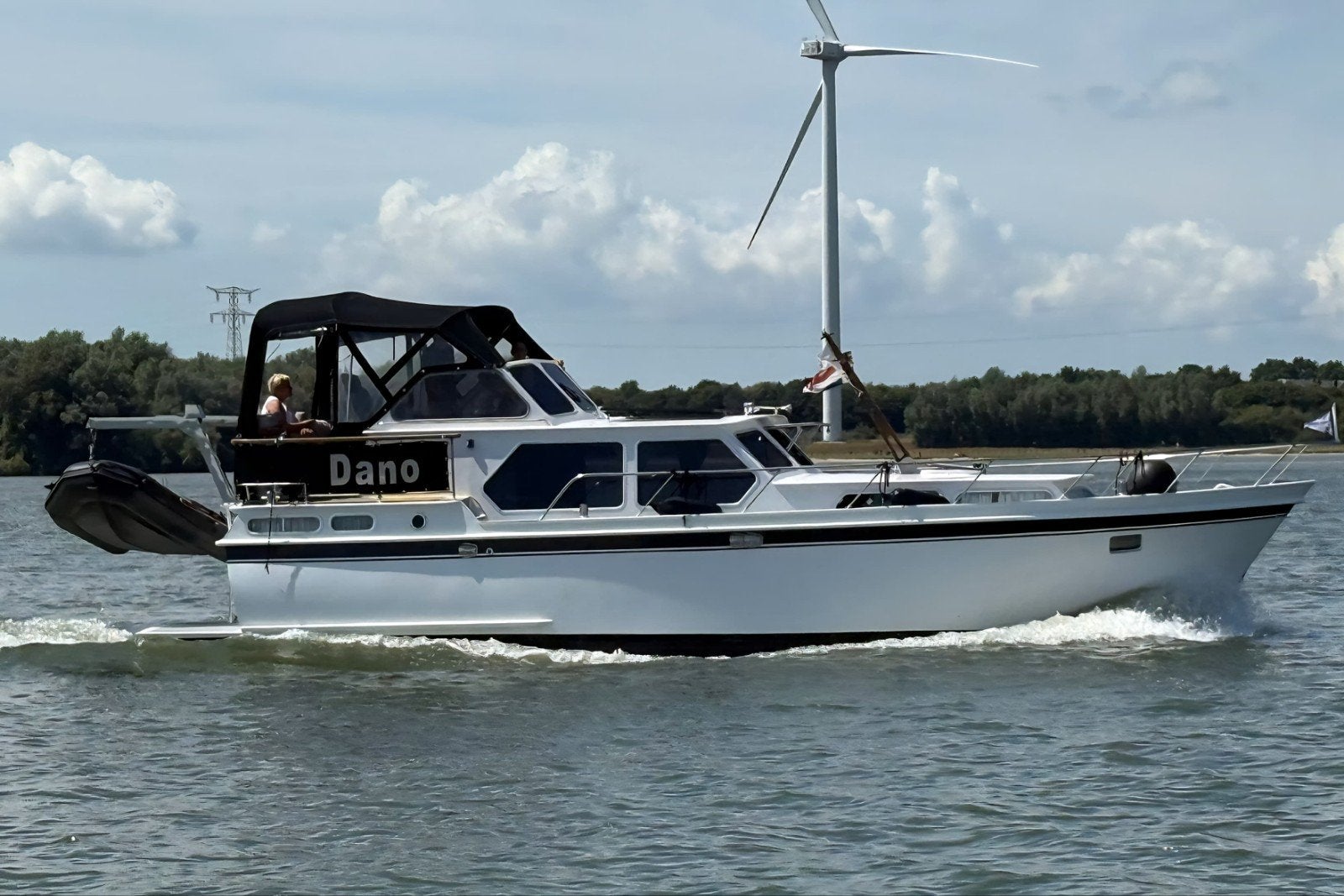 Te koop mooie Valk kruiser 11.00, Watersport en Boten, Motorboten en Motorjachten, Gebruikt, Staal, Diesel, Binnenboordmotor, Boegschroef