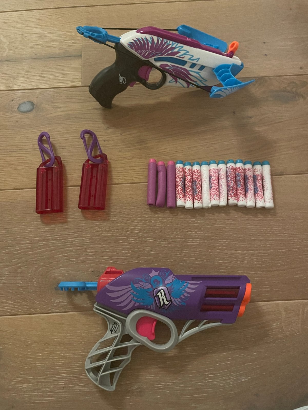 2 Nerfguns met 14 pijltjes, Ophalen of Verzenden, Zo goed als nieuw