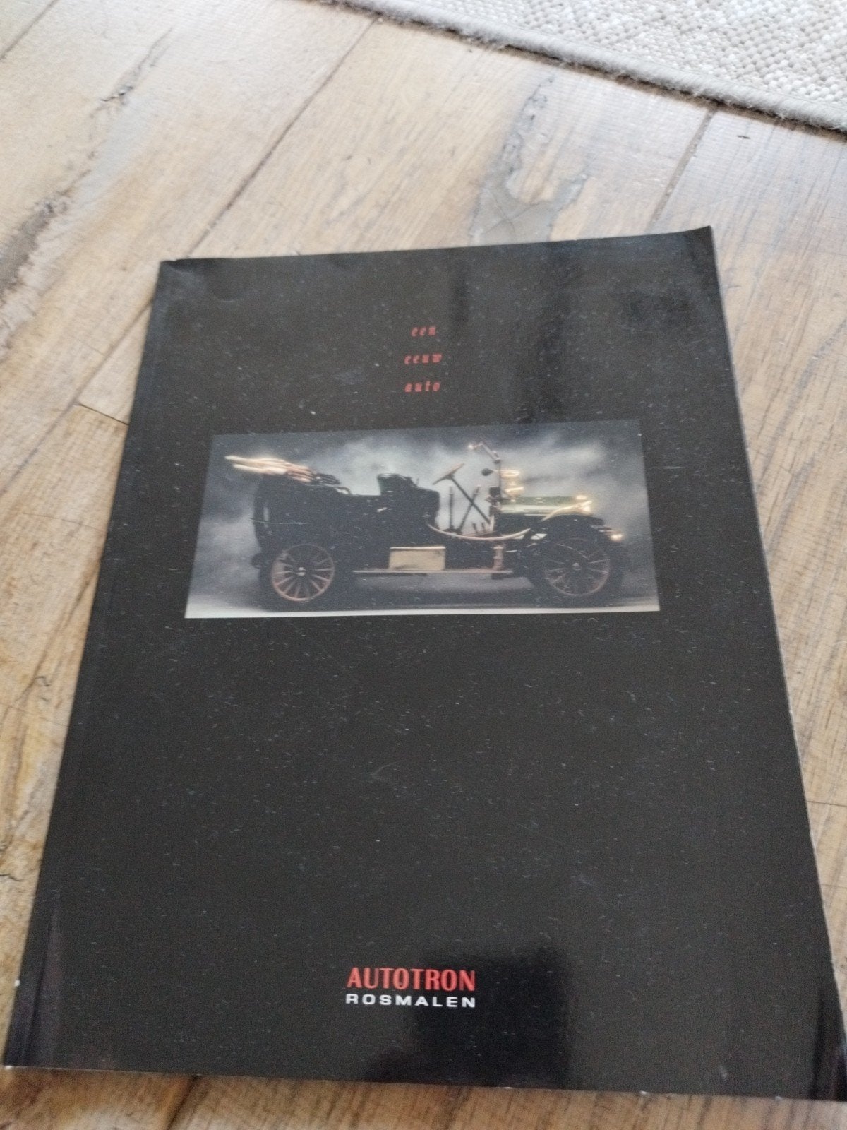 Een Eeuw Auto's - Autotron Rosmalen, Ophalen of Verzenden, Zo goed als nieuw, Algemeen, Autotron Rosmalen
