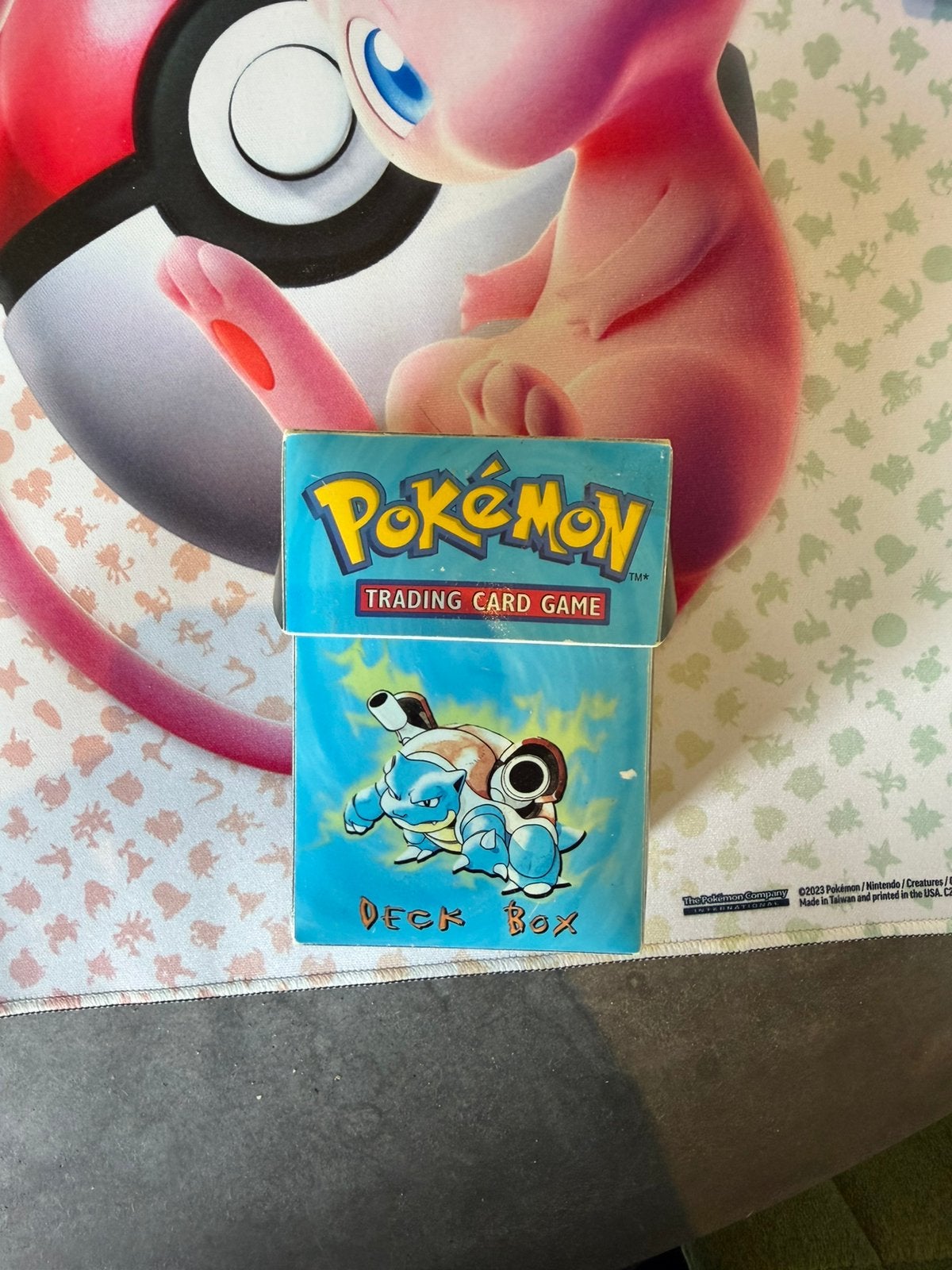 Pokemon Ultra Pro Blastoise Deck Box, Ophalen of Verzenden, Zo goed als nieuw, Sleeves of Kaarthoesjes