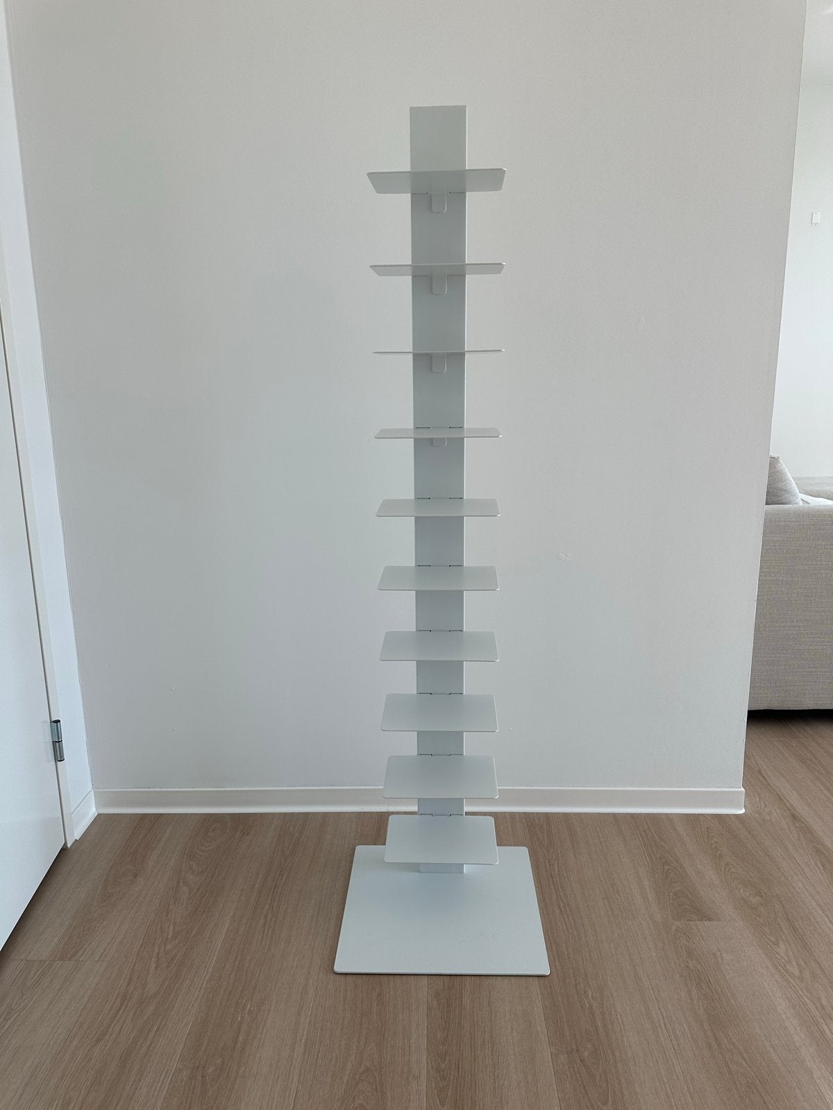 Wit metalen boekenrek, Ophalen, Met plank(en), Minder dan 50 cm, Zo goed als nieuw