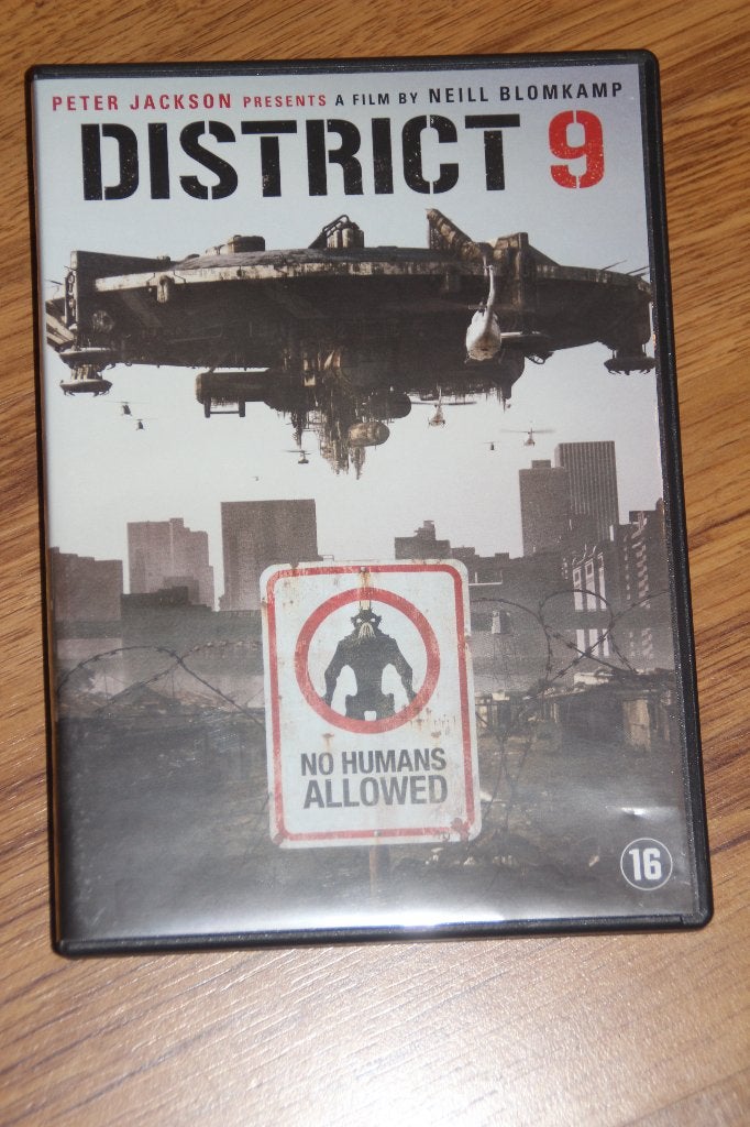 district 9, Vanaf 16 jaar, Ophalen of Verzenden, Gebruikt, Overige genres