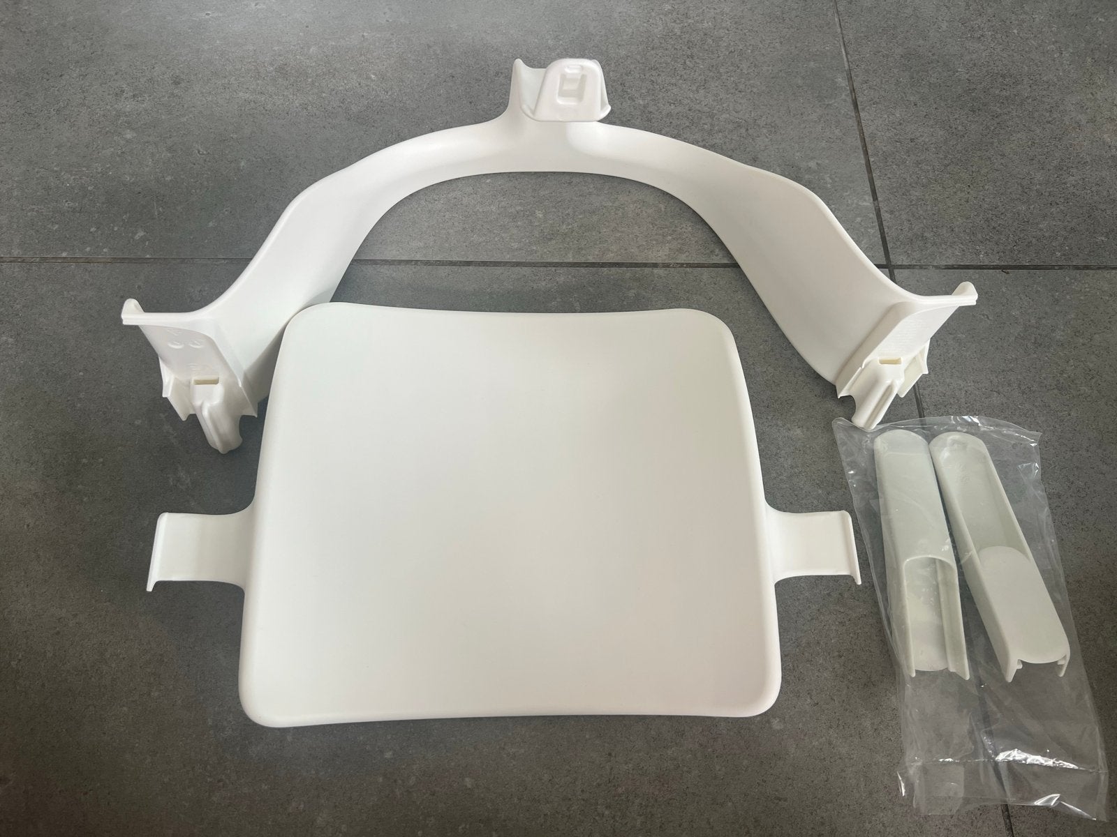 Stokke Tripp Trapp Baby Set V1 – Wit – Nieuw, nooit gebruikt, Ophalen of Verzenden, Gebruikt, Meegroeistoel, Aanschuifbaar