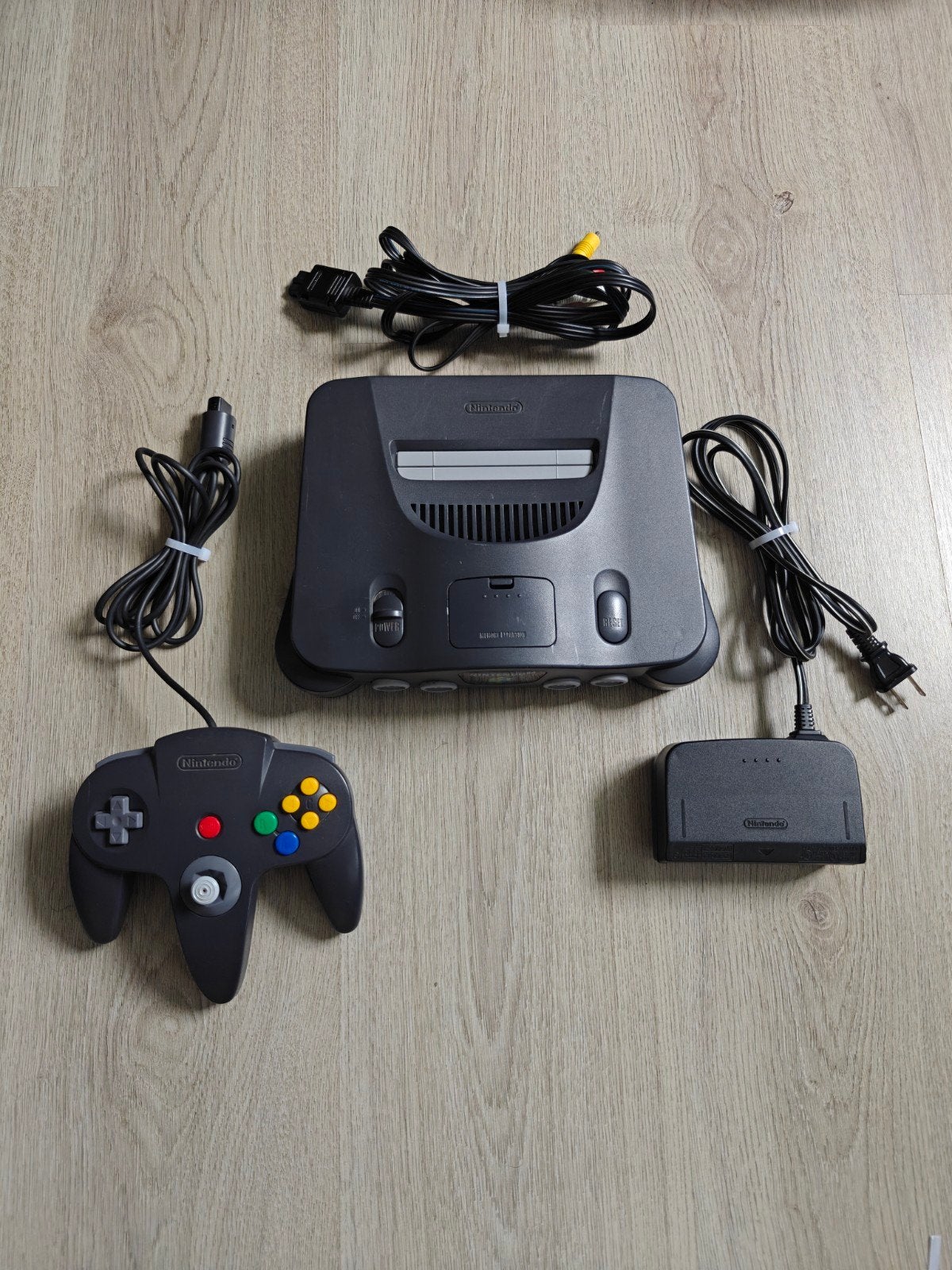 Nintendo 64, Spelcomputers en Games, Spelcomputers | Nintendo 64, Gebruikt, Met 1 controller, Ophalen of Verzenden