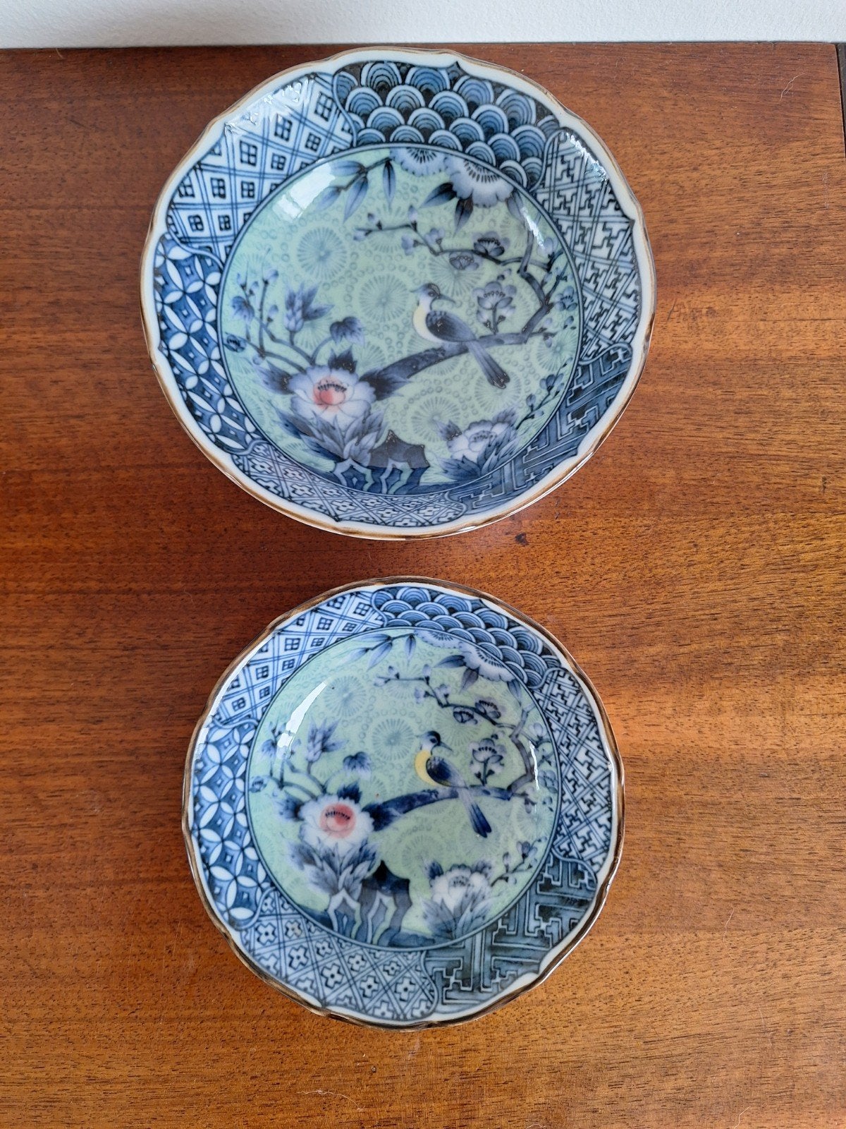 2 japanse arita yaki porseleinen kommen, imari stijl, Porselein of Keramiek, Schaal, Rond, Ophalen of Verzenden