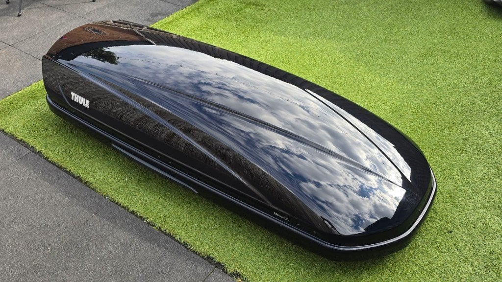 Thule dakkoffer motion XL zwart glossy + dakdragers, Ophalen, Zo goed als nieuw