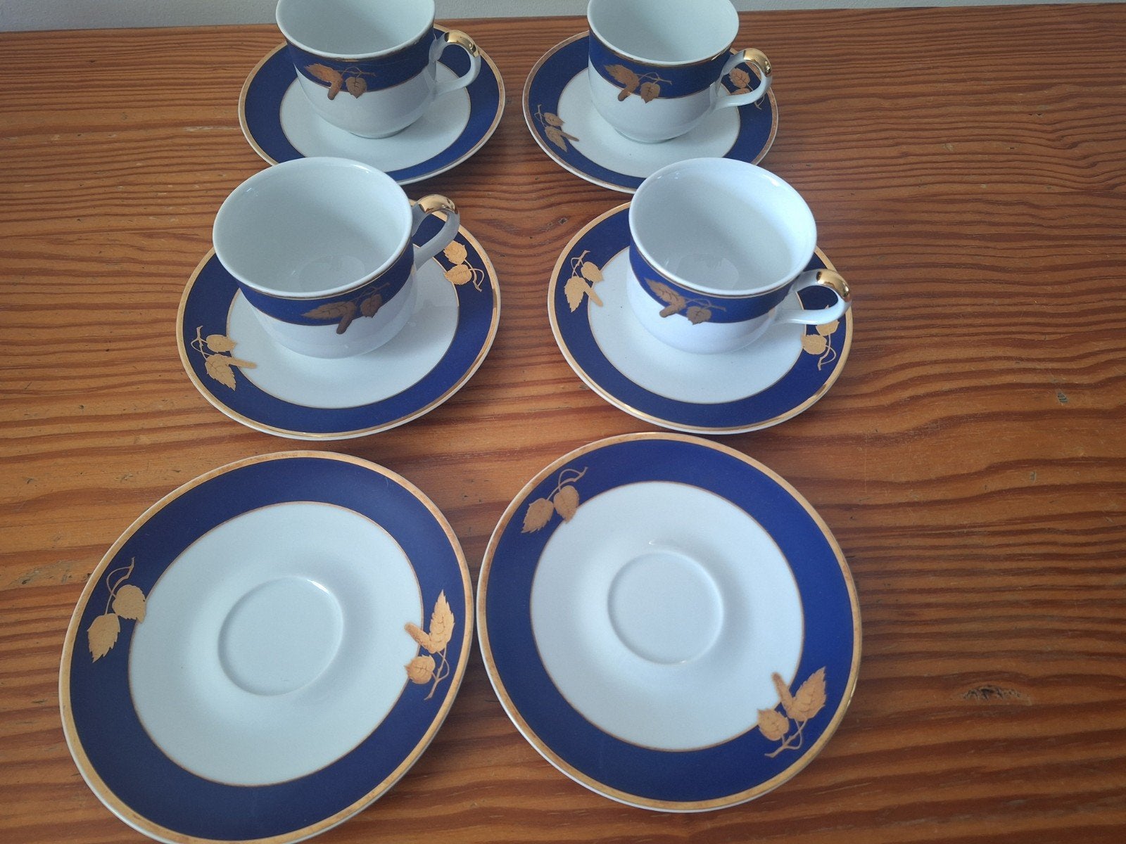 Thun Karlovarský Porcelán Koffie-/Espressokopjes, Antiek en Kunst, Ophalen of Verzenden