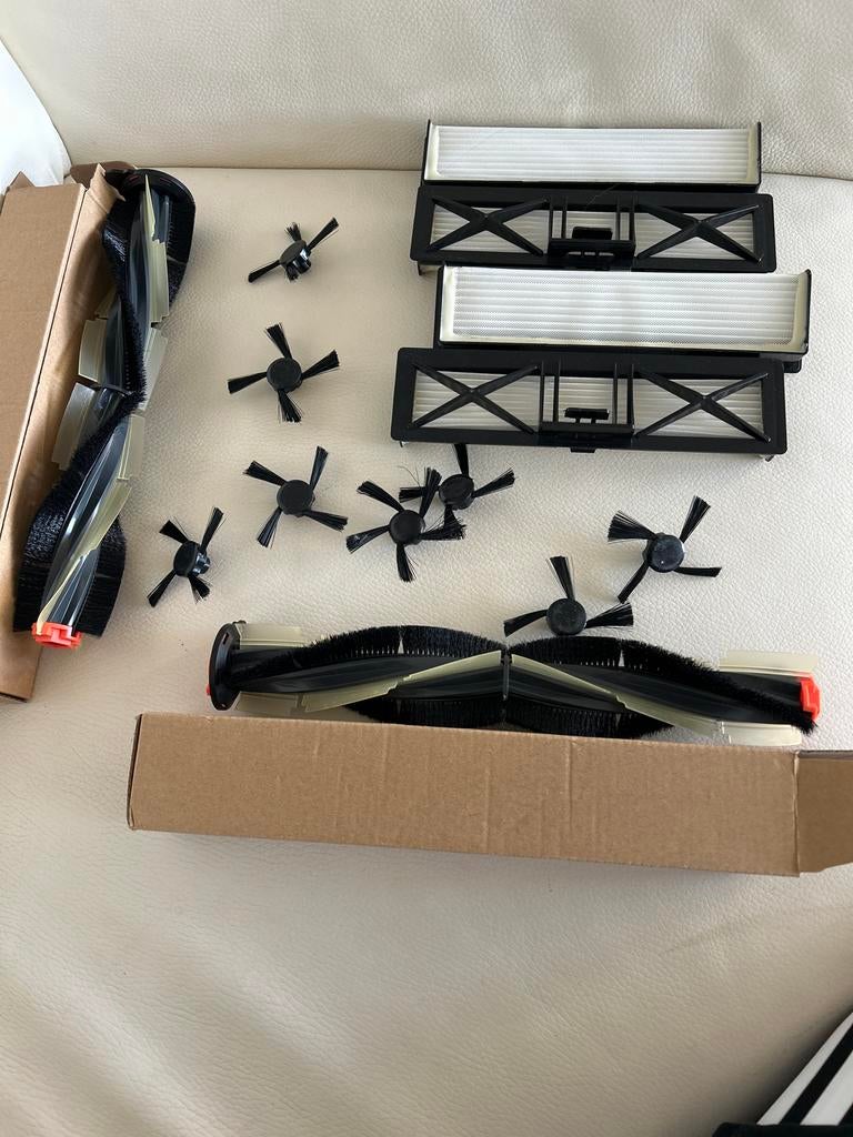 Onderdelen Neato D7: Borstels en Filters, Ophalen of Verzenden, Nieuw