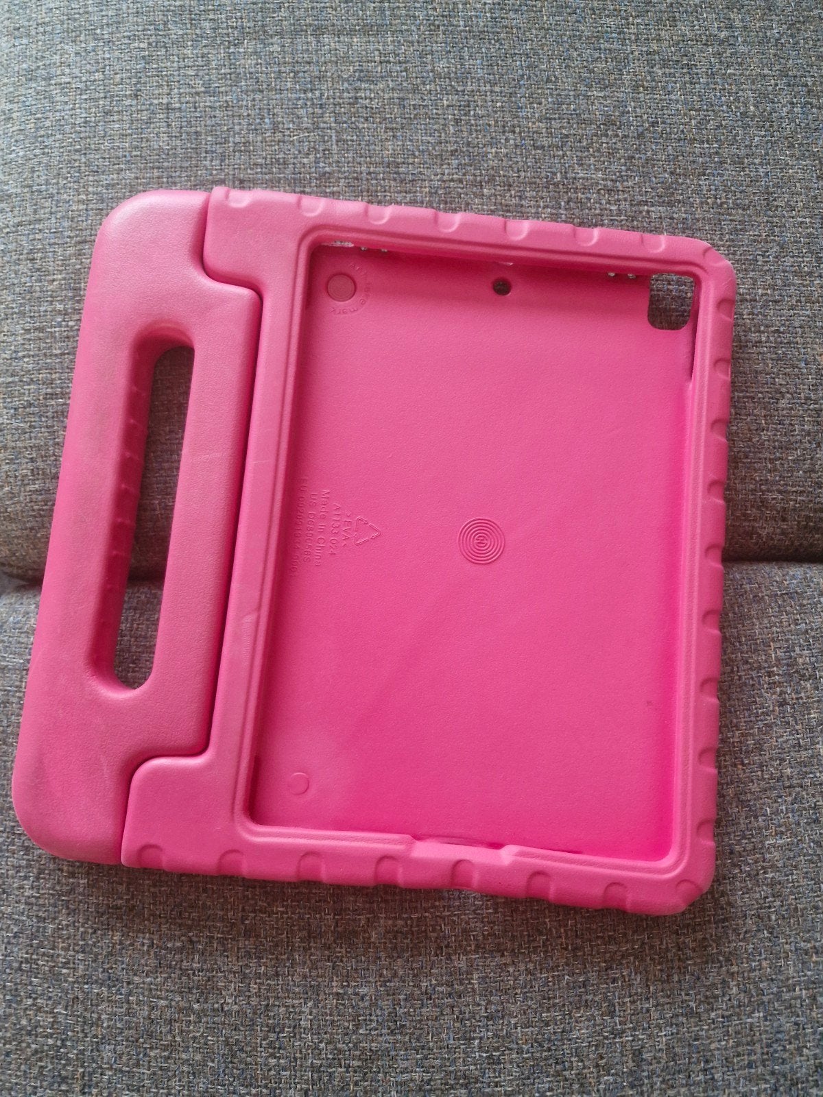 Roze kinder tablet hoes Ipad 9 met handvat, Computers en Software, Tablet-hoezen, Gebruikt, Onbekend, Bescherming voor- en achterkant