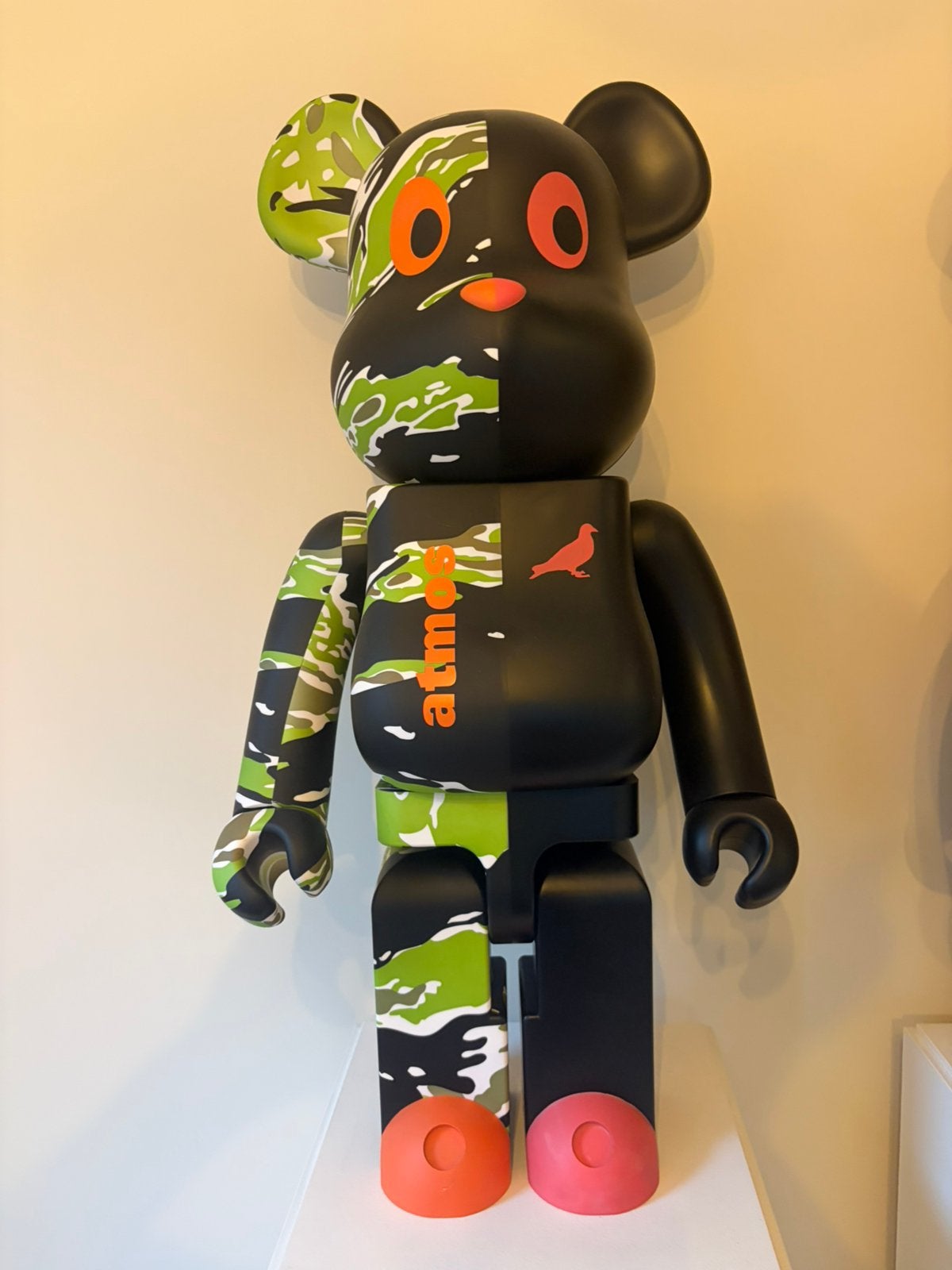 Bearbrick 1000% Staple Atmos, Ophalen, Zo goed als nieuw