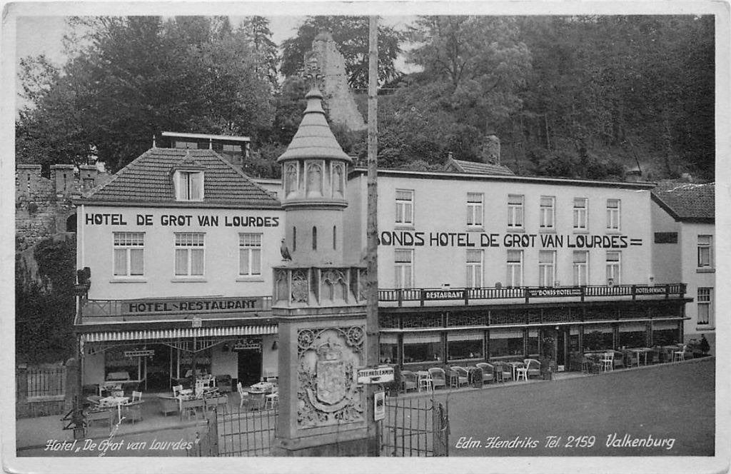 388-489-011 Valkenburg Hotel De Grot van Lourdes, Verzenden, Voor 1920, Limburg