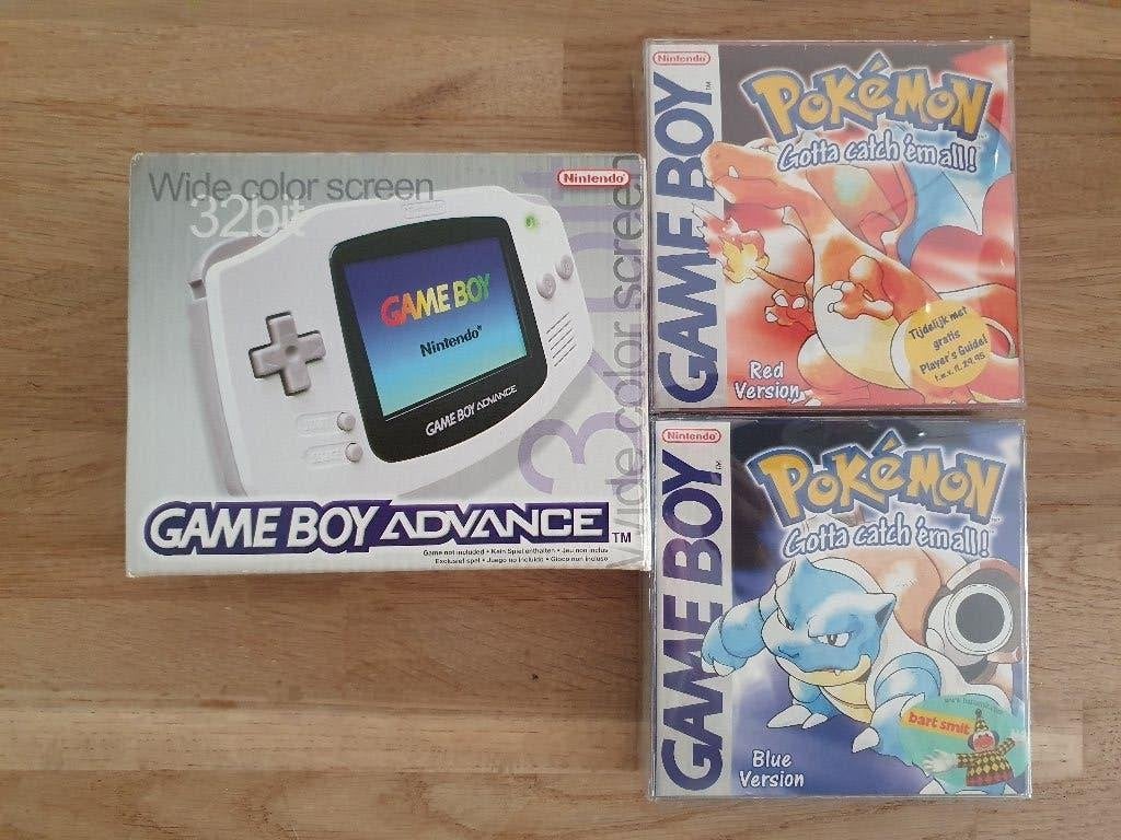 Pokemon Red, Blue version en Gameboy Advance, 1 speler, Ophalen of Verzenden, Zo goed als nieuw, Role Playing Game (Rpg)