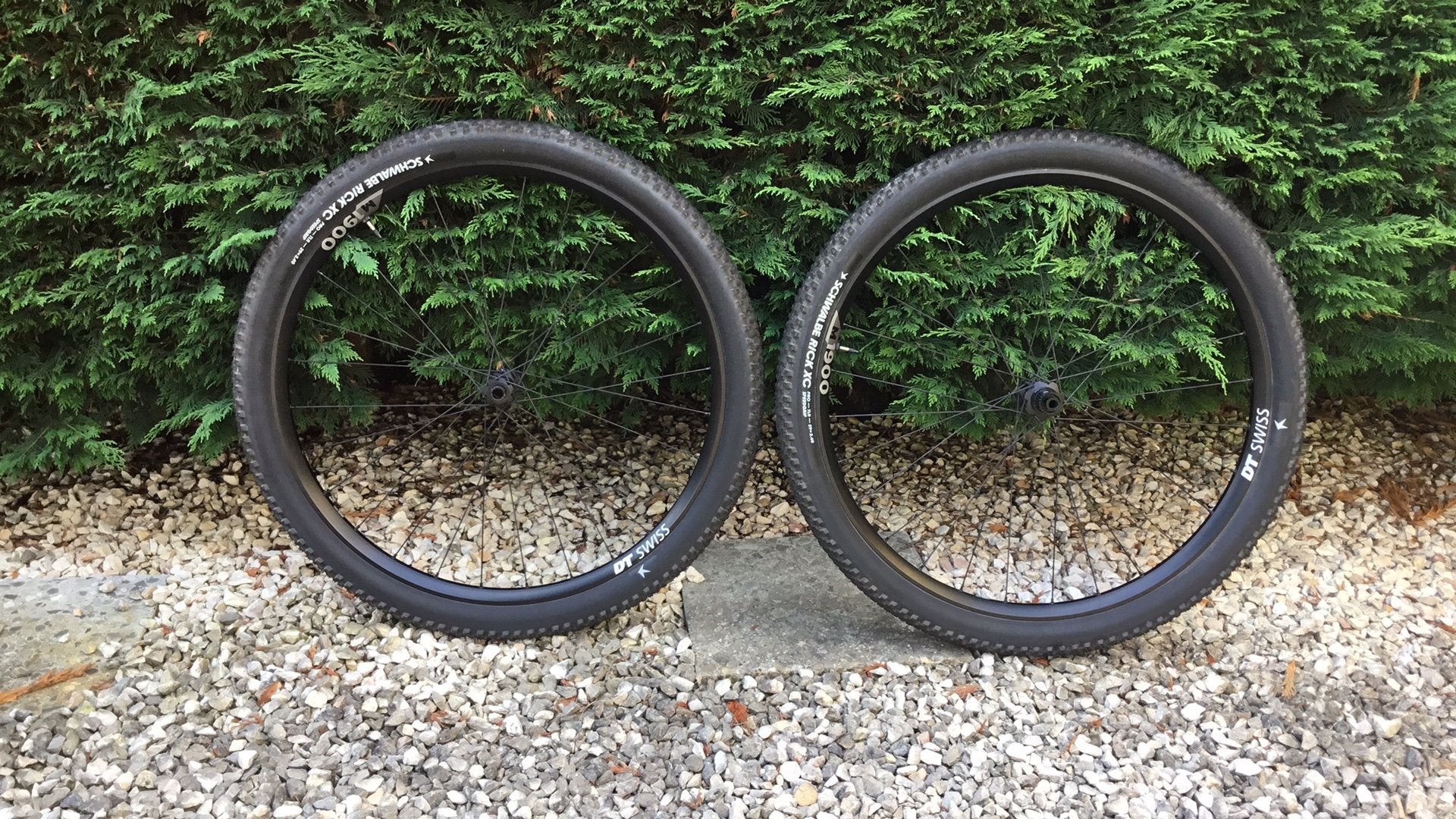 Dt Swiss M1900 29er wielset met swalbe rick xc pro tlr 2.4, Fietsen en Brommers, Fietsonderdelen, Zo goed als nieuw, Wiel, Aluminium