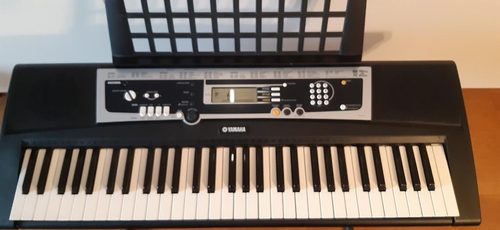 Yamaha keyboard YPT 210 met veel extra's, Ophalen, 61 toetsen, Yamaha