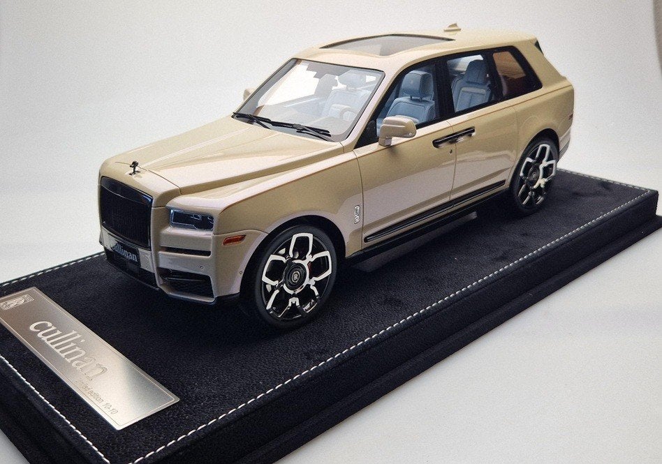 1:18 Rolls Royce Cullinan - Beigegrijs parelmoer EXCLUSIEF!!, Overige merken, Auto, ., Nieuw