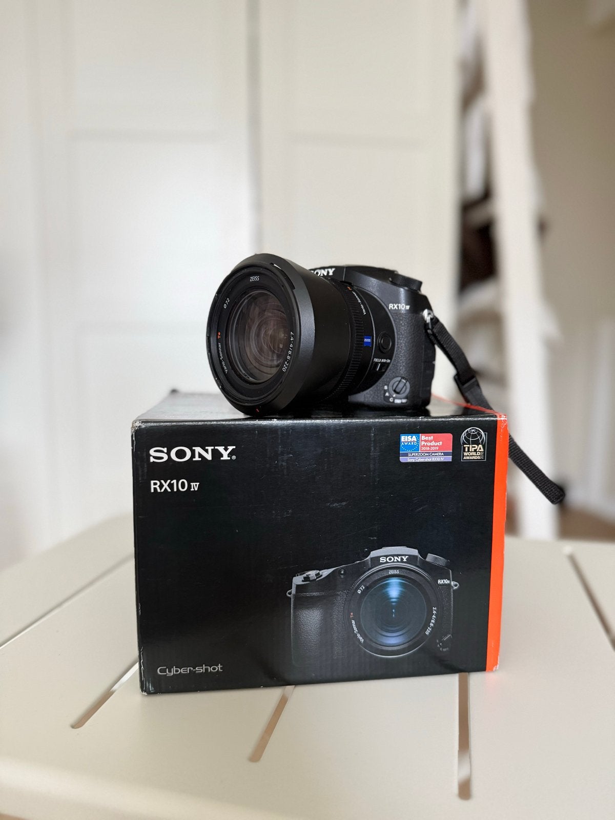 Sony RX10 IV, Audio, Tv en Foto, Fotocamera's Digitaal, Ophalen, Beeldstabilisatie, Zo goed als nieuw, Accu