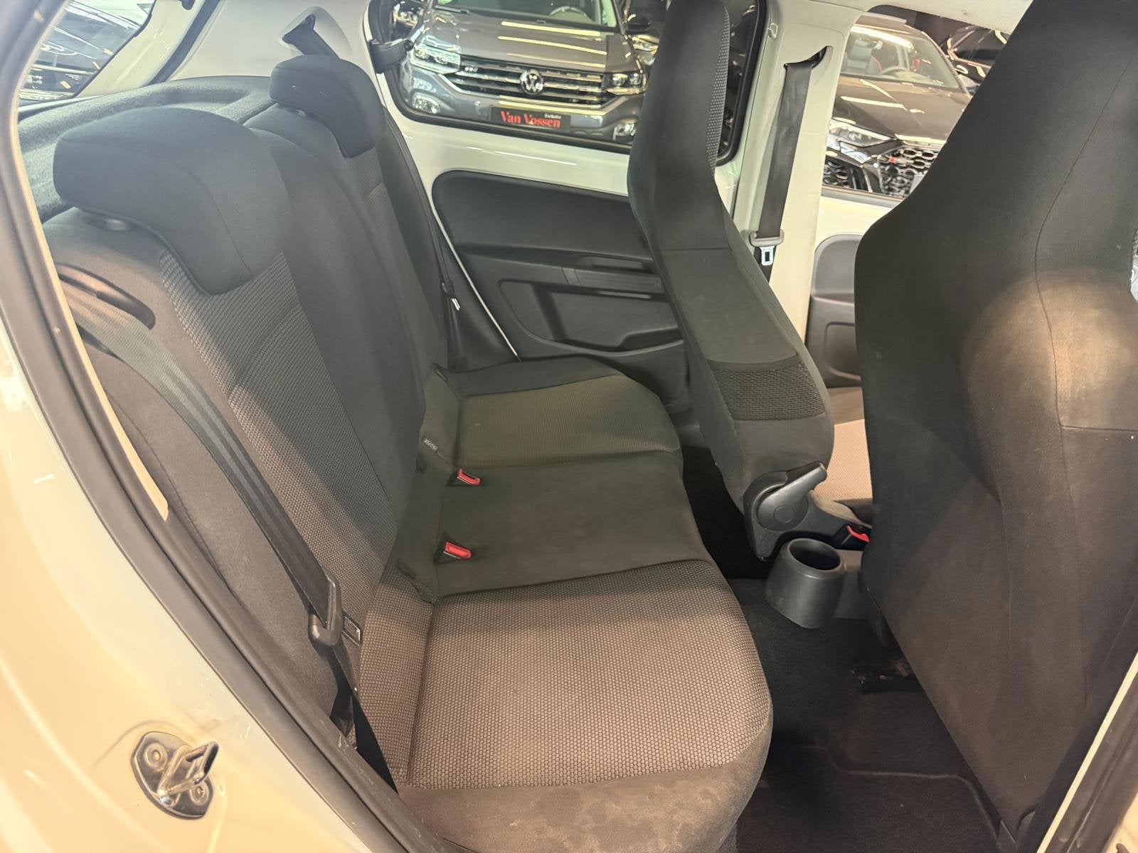 Skoda Citigo 1.0 Greentech Jaar APK|Pano|Cruise|Airco|Start-, Voorwielaandrijving, Stof, Gebruikt, Zwart