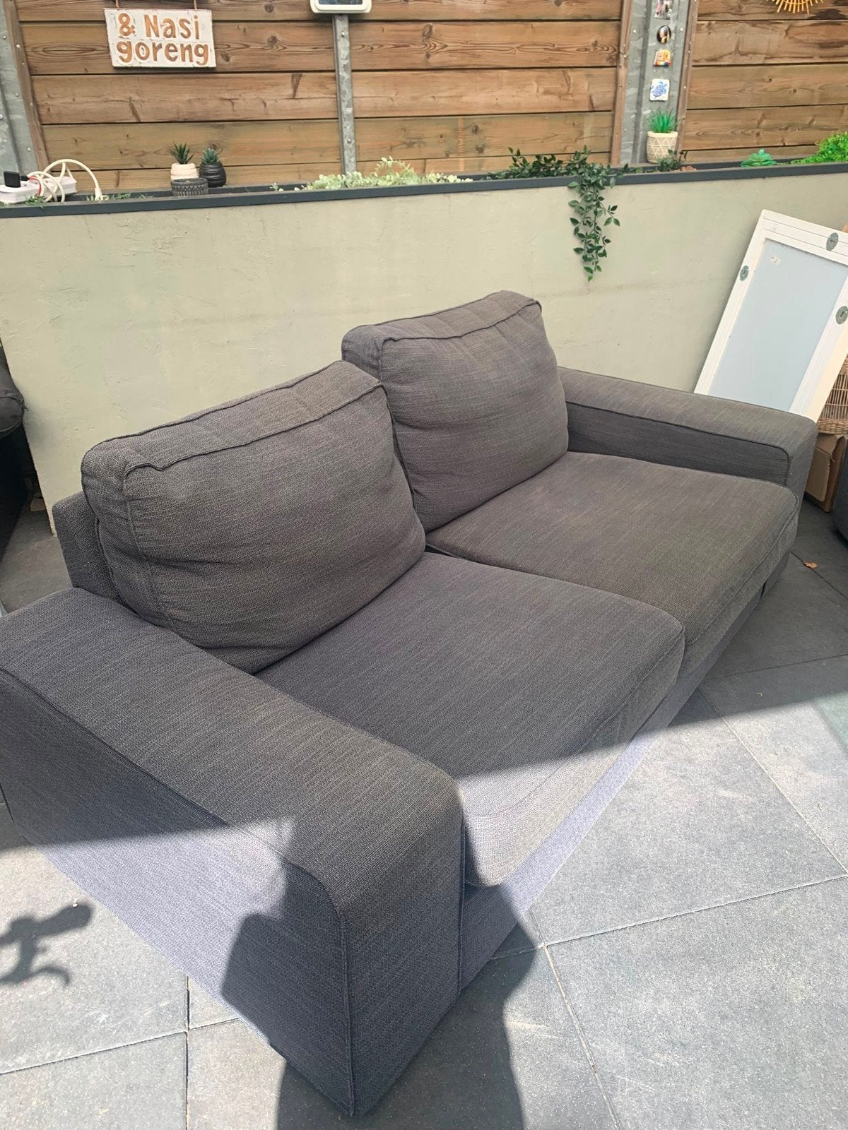 Comfortabele grijze 2 en 3 zits bank, Ophalen, Gebruikt, Driepersoons, 75 tot 100 cm