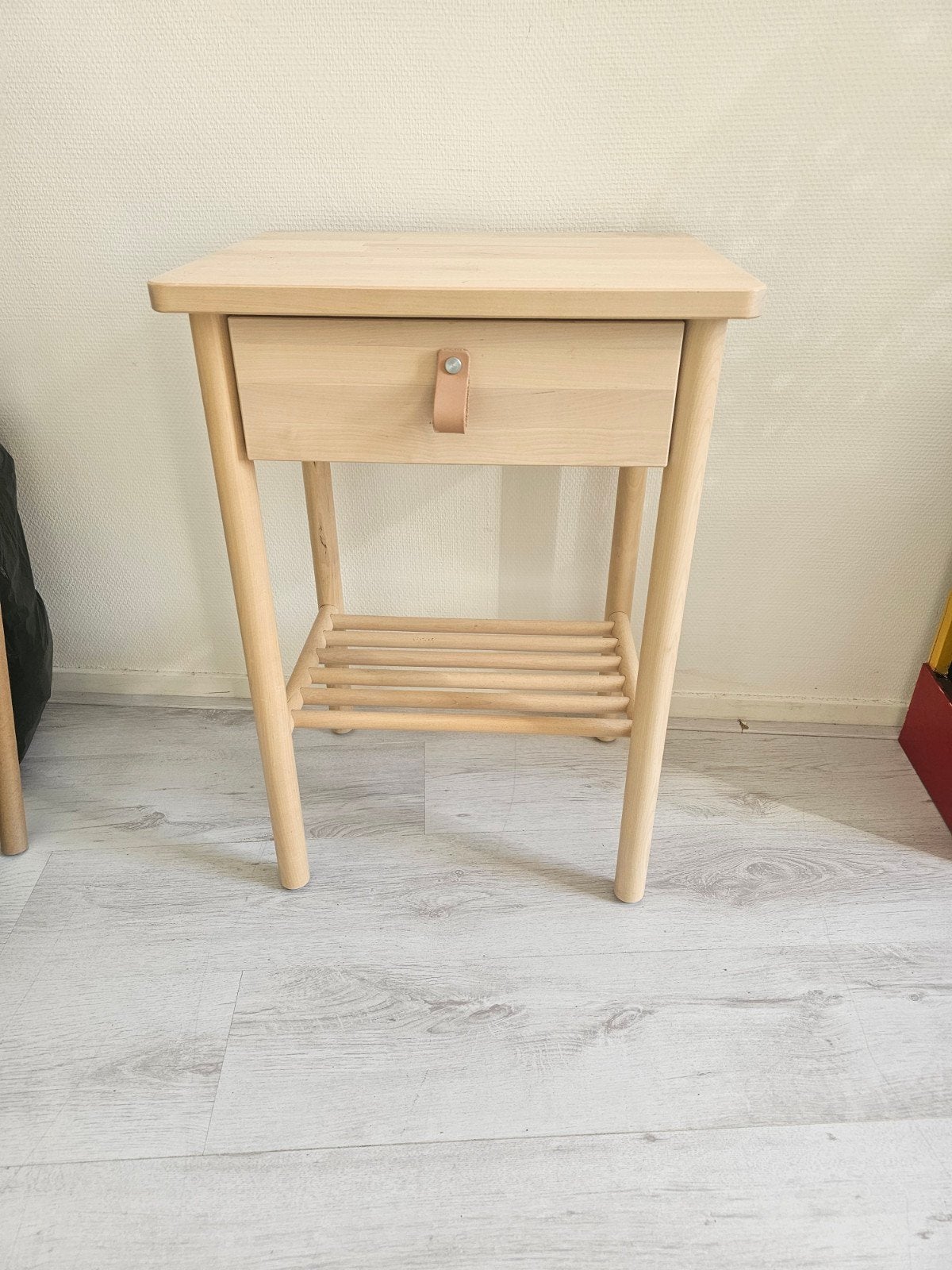IKEA BJÖRKSNÄS nachtkastje – massief berken, Ophalen, Gebruikt, Minder dan 45 cm, 55 tot 70 cm