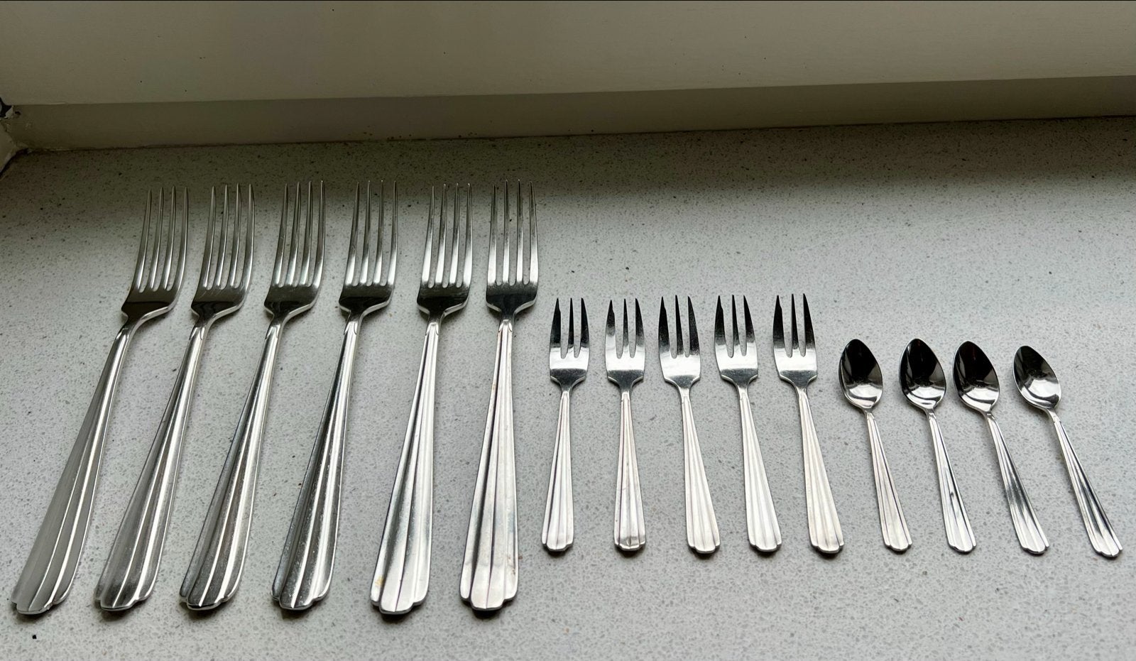 Gero Zilmeta Bestek 552 rilrug - vorken en lepeltjes, Ophalen of Verzenden
