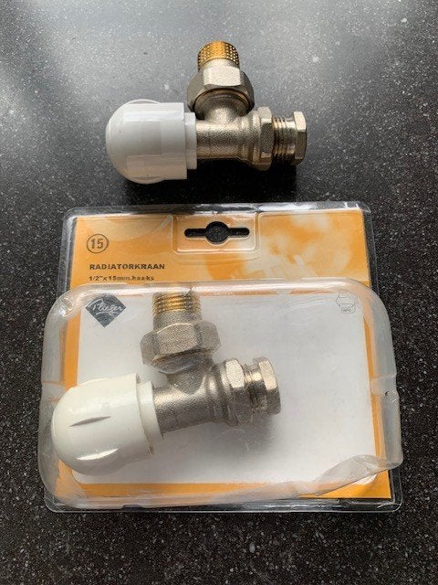 2 x Plieger radiatorkraan 1/2''x15mm haaks + 2 koppelingen, Doe-het-zelf en Verbouw, Minder dan 30 cm, Overige typen, Nieuw, Minder dan 60 cm