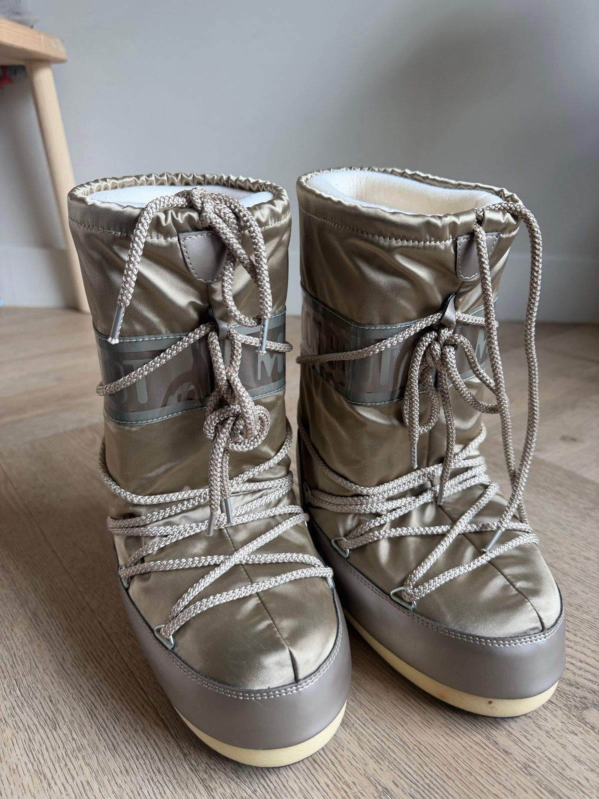 Moon Boot Glance Platinum Maat 31-34, Ophalen of Verzenden, Nieuw, Overige kleuren, Snowboots