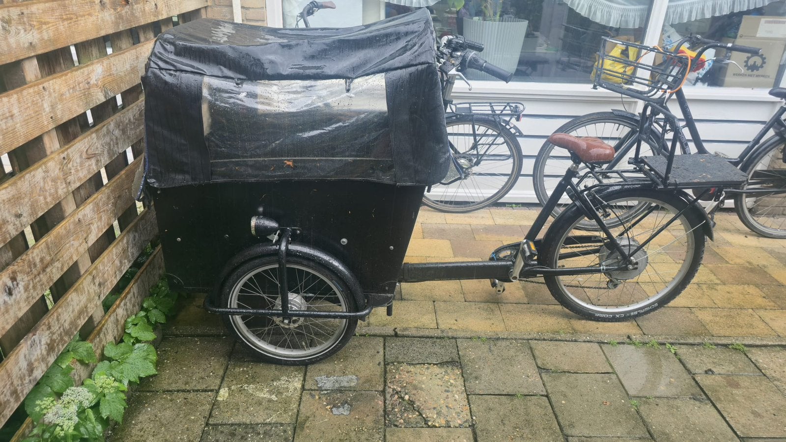 Electrische Big Babboe Bakfiets, Ophalen of Verzenden, Gebruikt, 4 kinderen of meer, Huif
