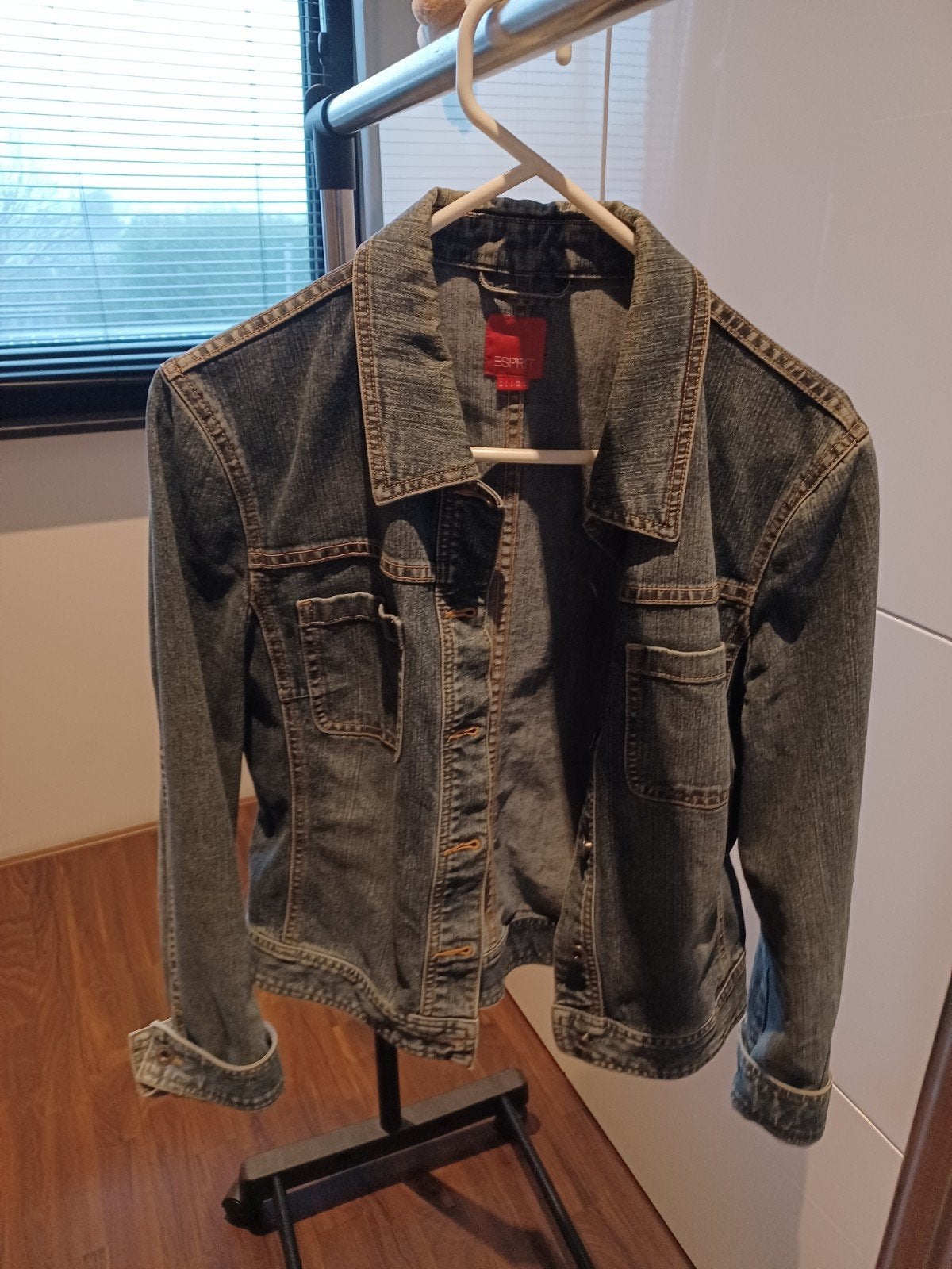 Esprit spijkerjasje maat M, Maat 38/40 (M), Blauw, Ophalen of Verzenden, Zo goed als nieuw