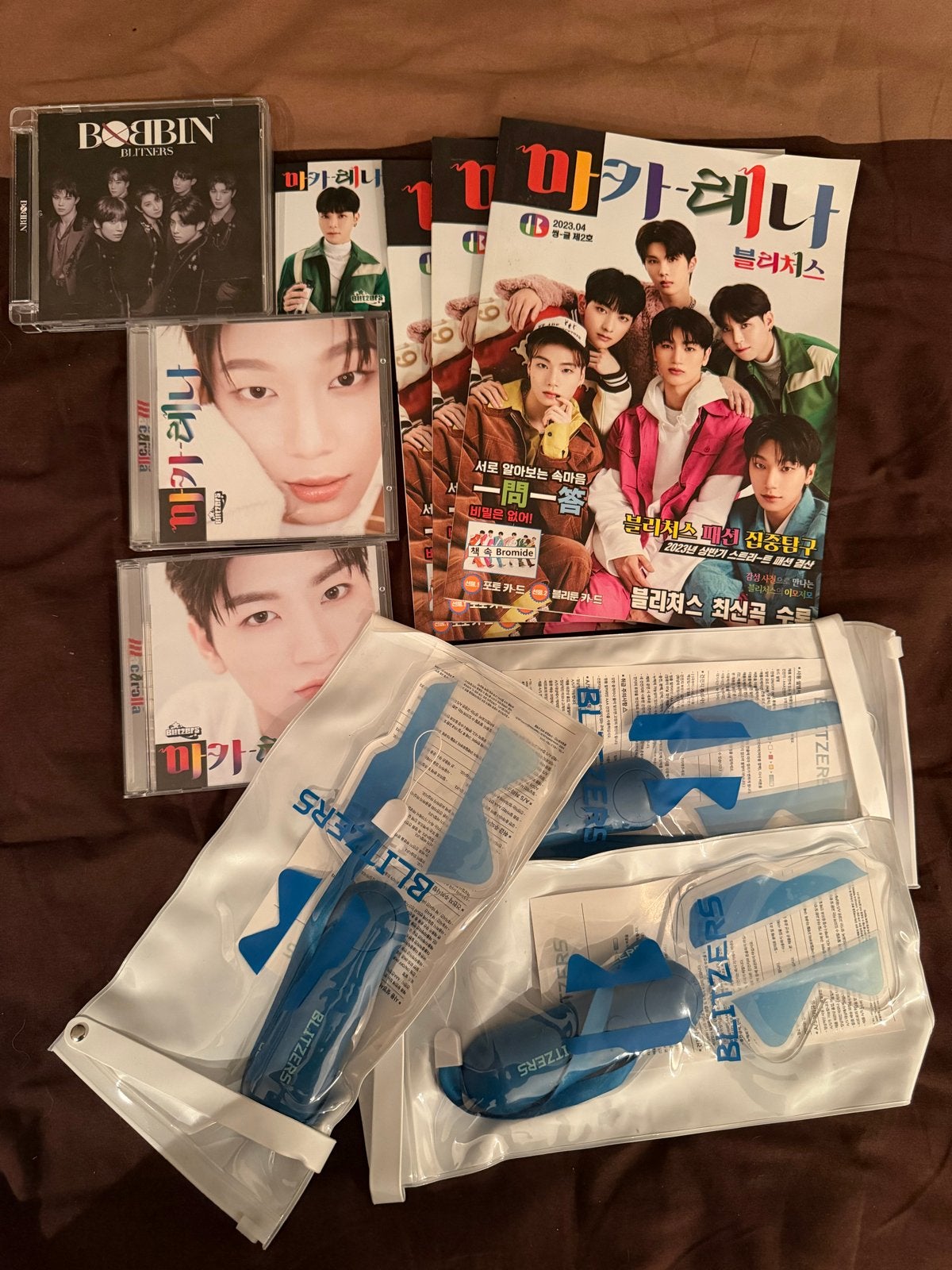 Blitzers K-pop CD's, fotokaarten en merchandise, K-pop, Ophalen of Verzenden, Zo goed als nieuw, Inclusief boekje