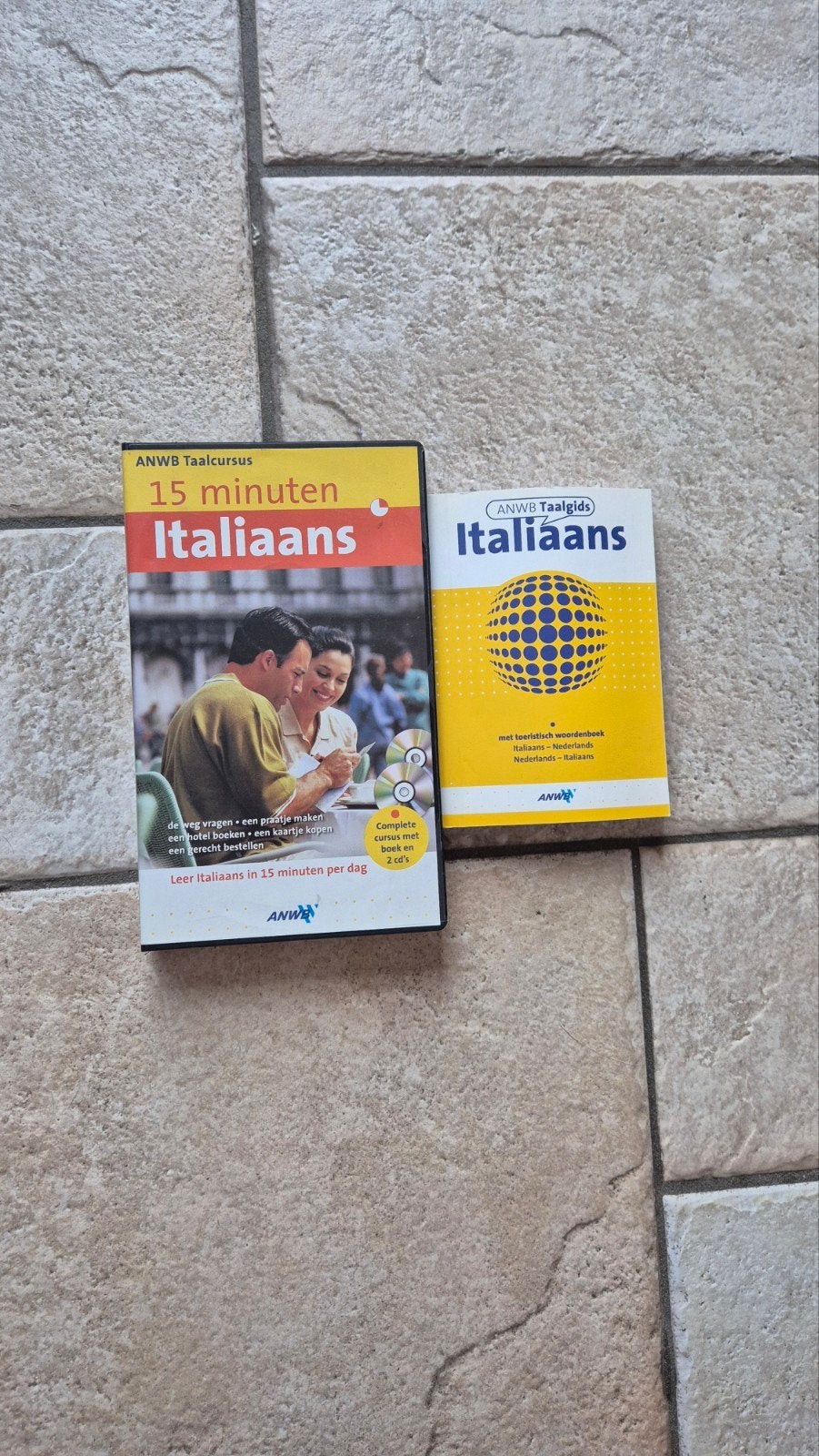 ANWB Taalcursus Italiaans met 2 cd's - Compleet, Ophalen of Verzenden, Zo goed als nieuw, Italiaans, Non-fictie