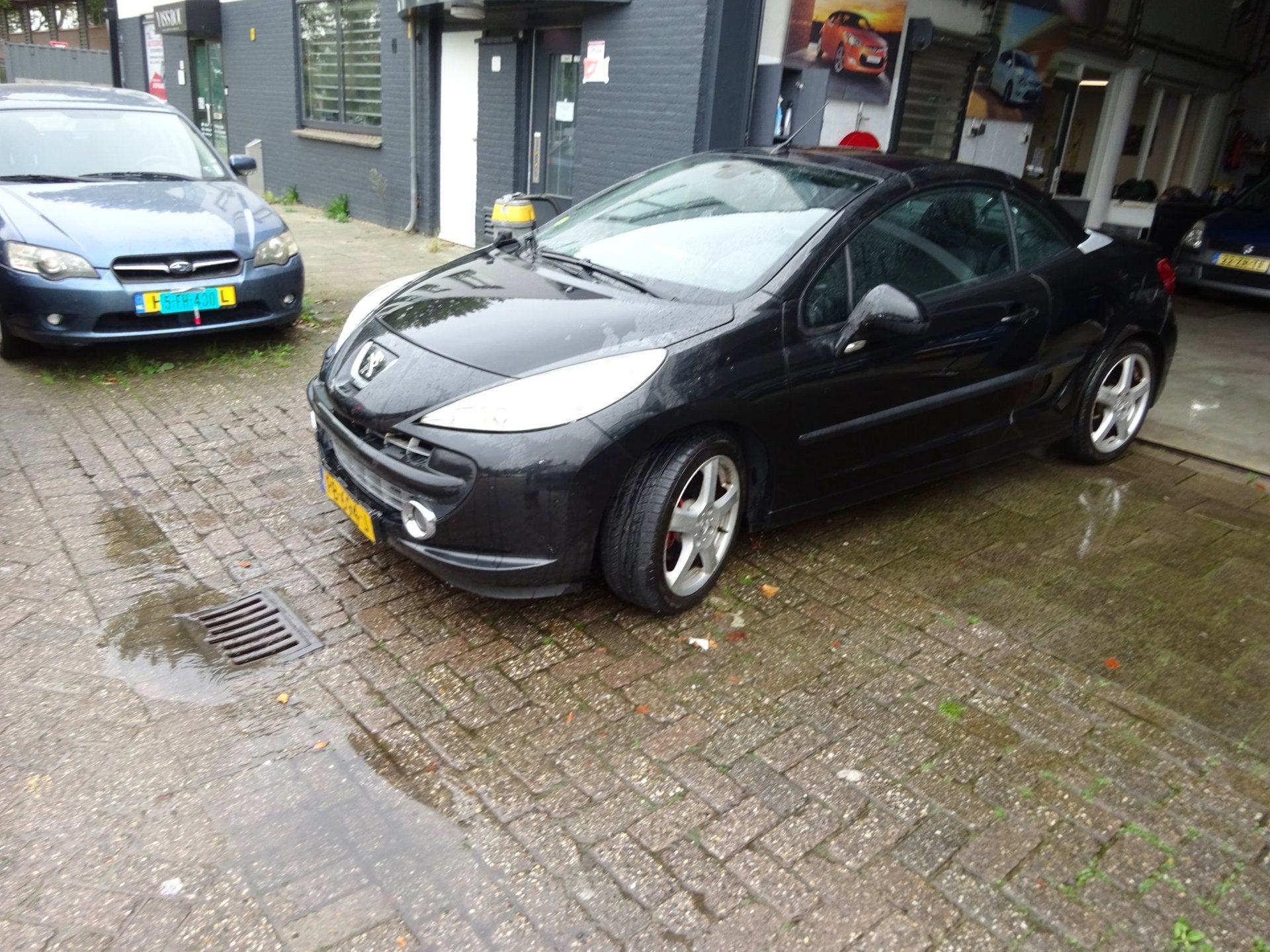 Peugeot 207 CC MET APK TOT 15-07-2027 (DAK GAAT NIET OPEN!), Voorwielaandrijving, 15 km/l, Gebruikt, 4 cilinders
