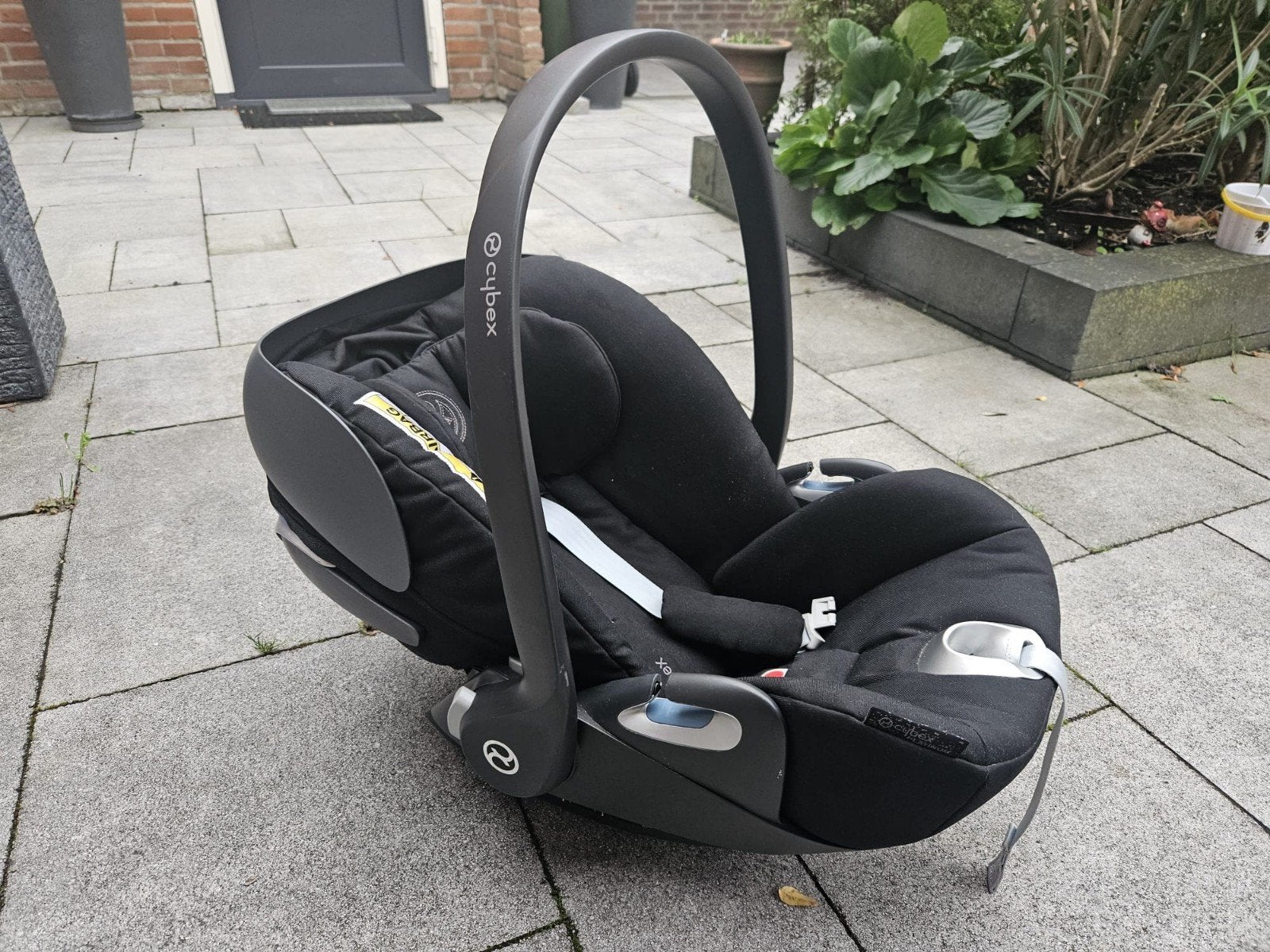 Cybex autostoel met aparte inleg voor newborn, Autogordel of Isofix, Gebruikt, Zijbescherming, 0 t/m 13 kg