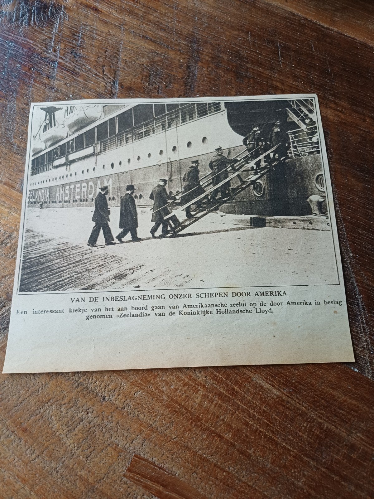 knipsel inbeslagname Zeelandia Koninklijke Hollandse Lloyd, Ophalen of Verzenden, Gebruikt, Kaart, Foto of Prent