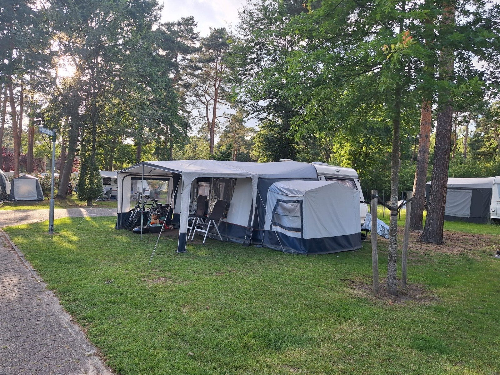 Hobby Classic 495 T, Vast bed, Rondzit, Hobby, Particulier