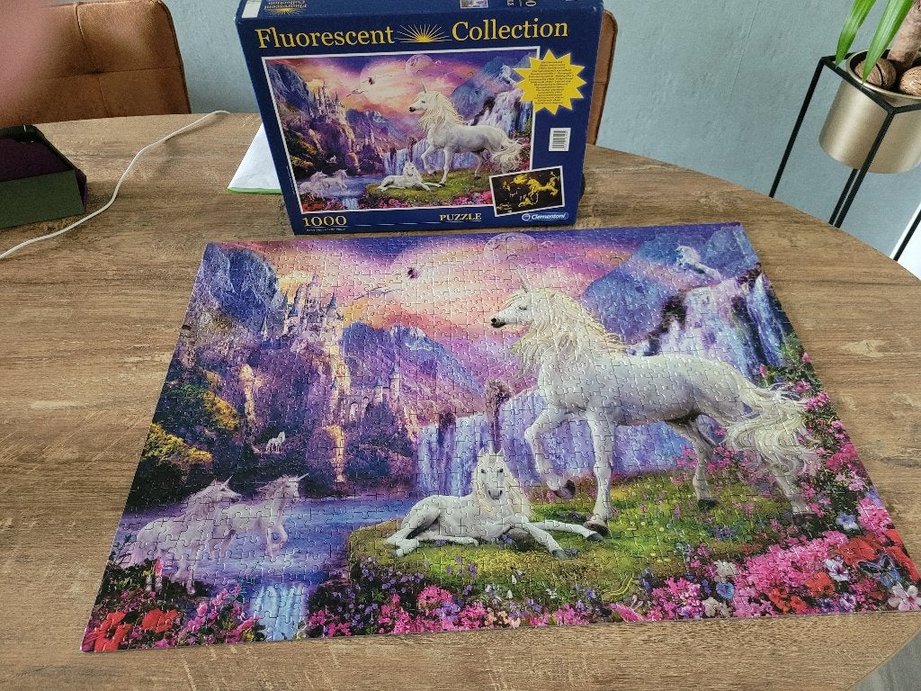 FLUORESCENT COLLECTION = EARLY EVENING 1000 stukjes 3,50, Ophalen of Verzenden, 500 t/m 1500 stukjes, Gebruikt, Legpuzzel