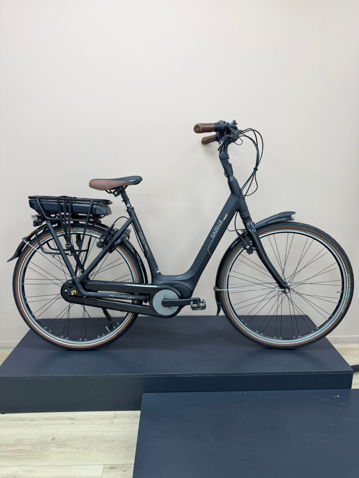 Gazelle orange c8+ 500wh/ 54cm/ 8 vernsellingen/bosch active, Fietsen en Brommers, Elektrische fietsen, 51 tot 55 cm, Ophalen