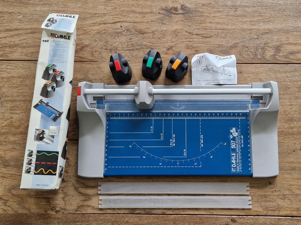 Papier snijder Dahle, Ophalen, Zo goed als nieuw
