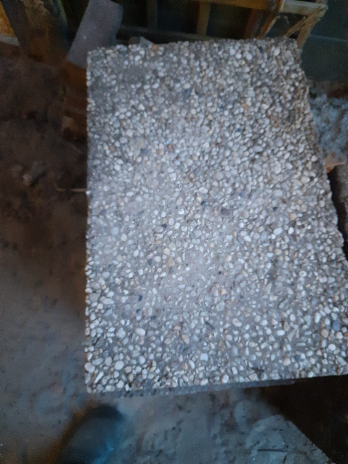 gratis af te halen 10 grindtegels 40x60cm gebruikt, Ophalen, Gebruikt, Nvt@nvt.com, Nvt