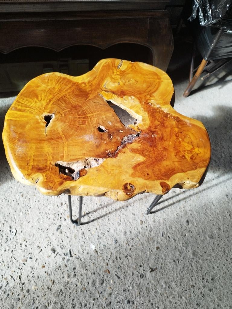 Bijzettafel Kinaree Luhu van massief teak wortel hout, Huis en Inrichting, 45 tot 60 cm, Minder dan 55 cm, Rond, Nieuw