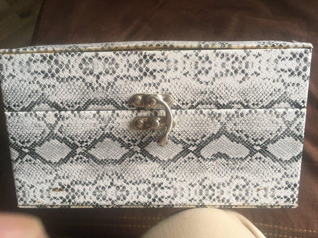 juwelen box gestoffeerd binnen en buiten, Ophalen, Nieuw, Overige kleuren, Softcase