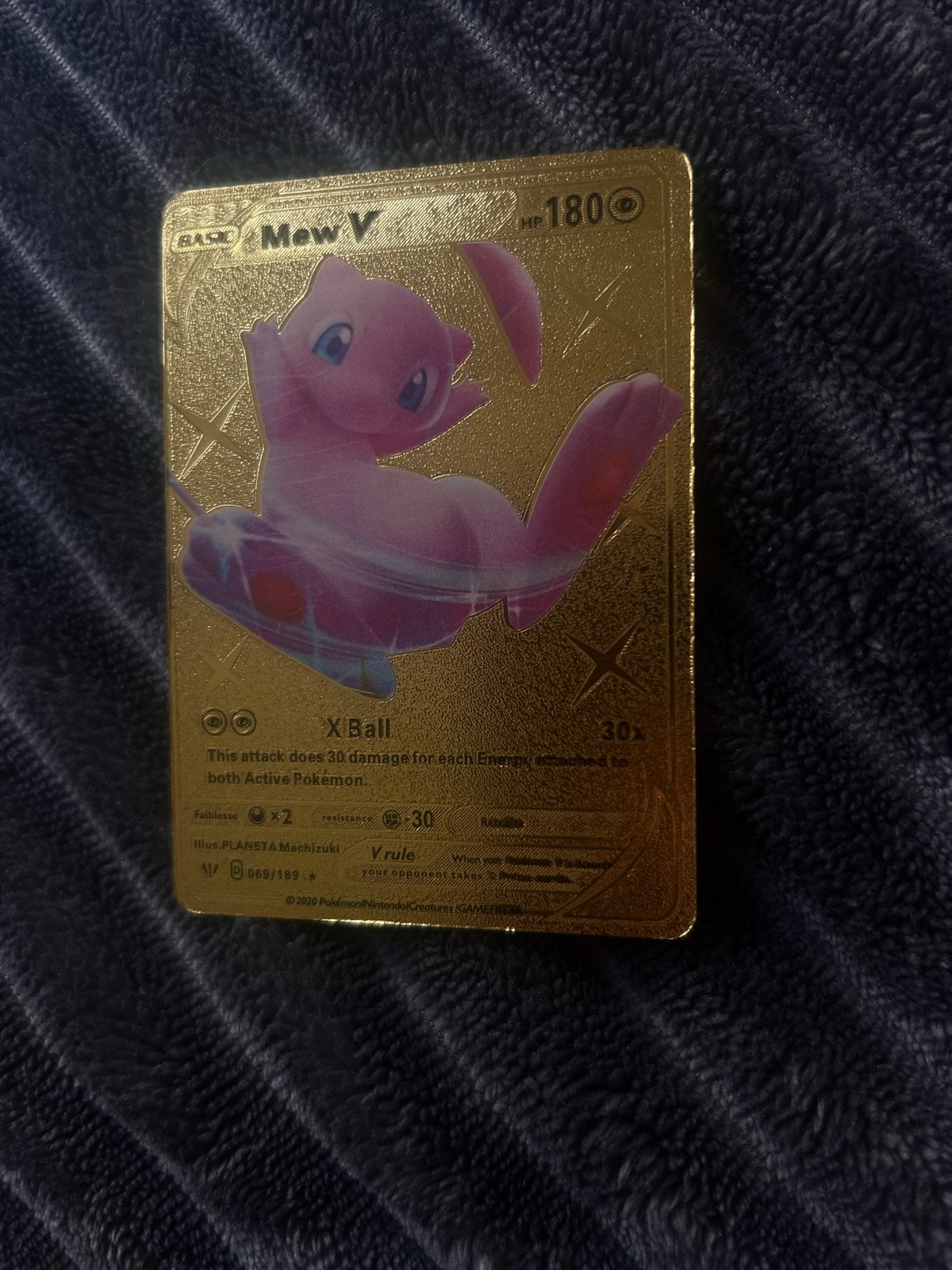 Gouden Mew V Pokémon kaart - Zo goed als nieuw, Ophalen of Verzenden, Zo goed als nieuw, Losse kaart, Foil