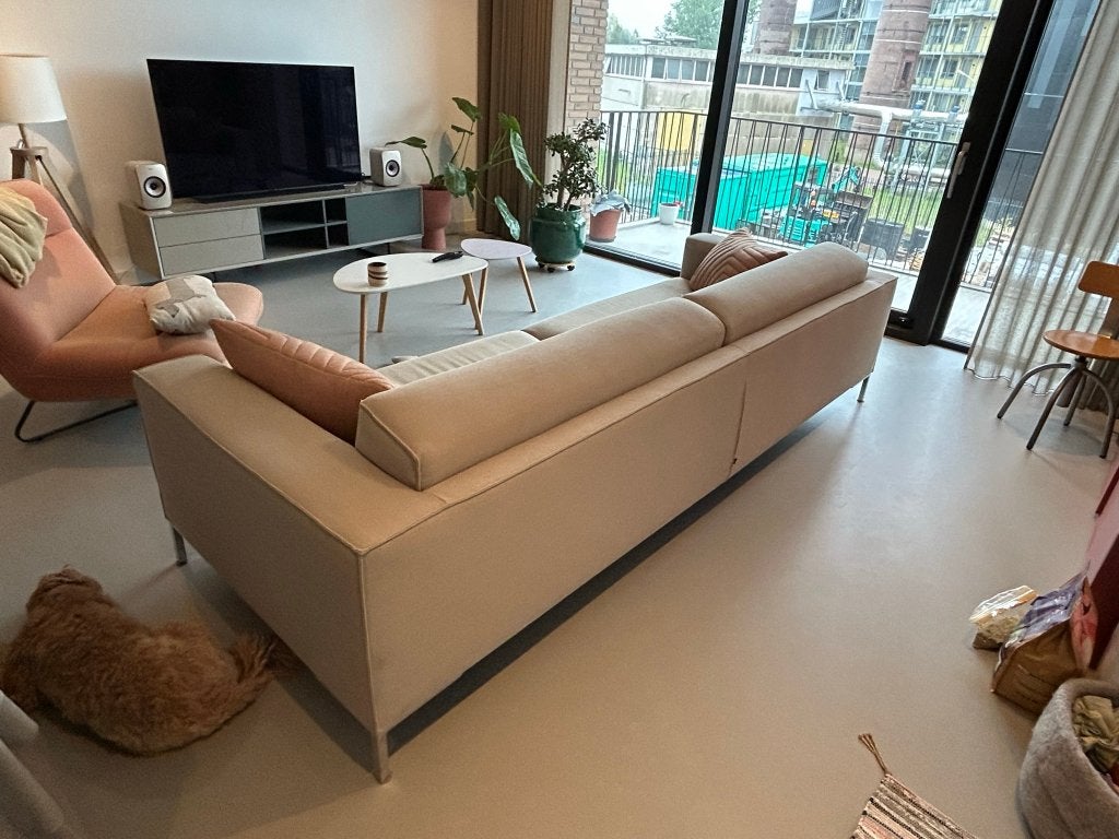 Design On Stock Aikon 3 seater sofa, Huis en Inrichting, Ophalen, Modern and stylish, Gebruikt, 100 tot 125 cm