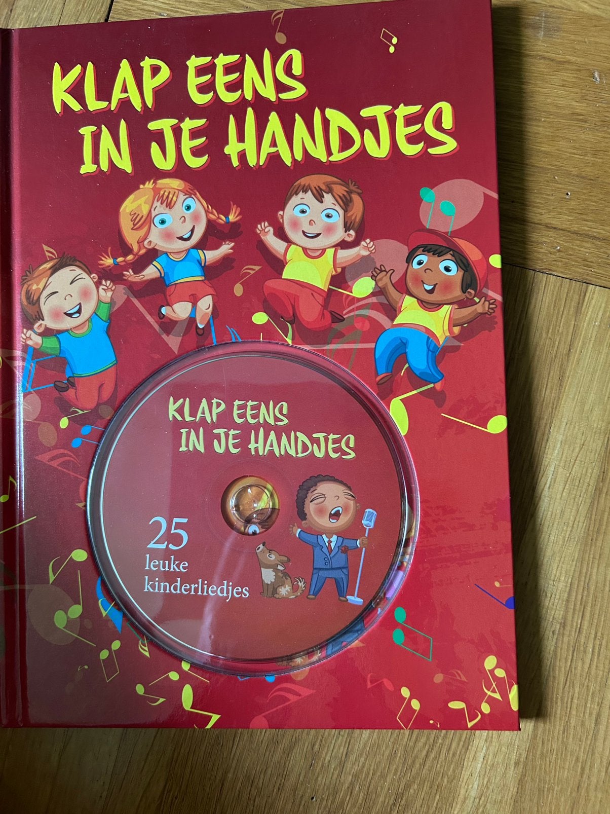 Kinderliedjes CD+ boekje met kinderliedjes., Ophalen, Zo goed als nieuw