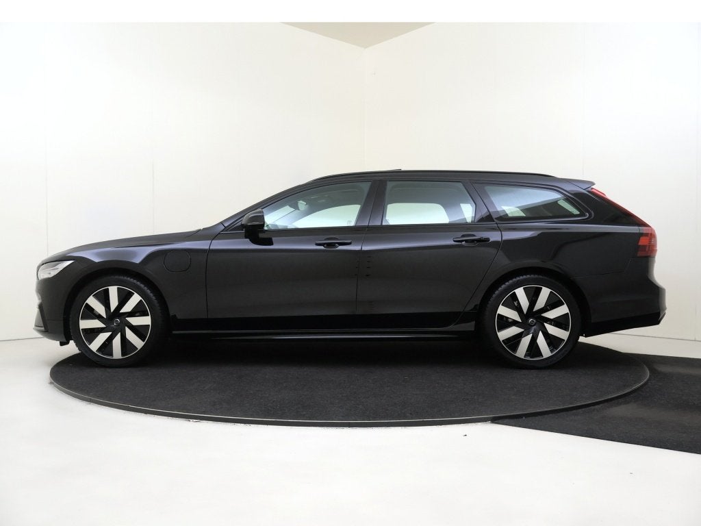 Volvo V90 2.0 T6 AWD Ult. Dark | Trekhaak | H&K Audio | 360, Auto's, Dealer onderhouden, 4 cilinders, 1975 kg, Hybride Elektrisch/Benzine