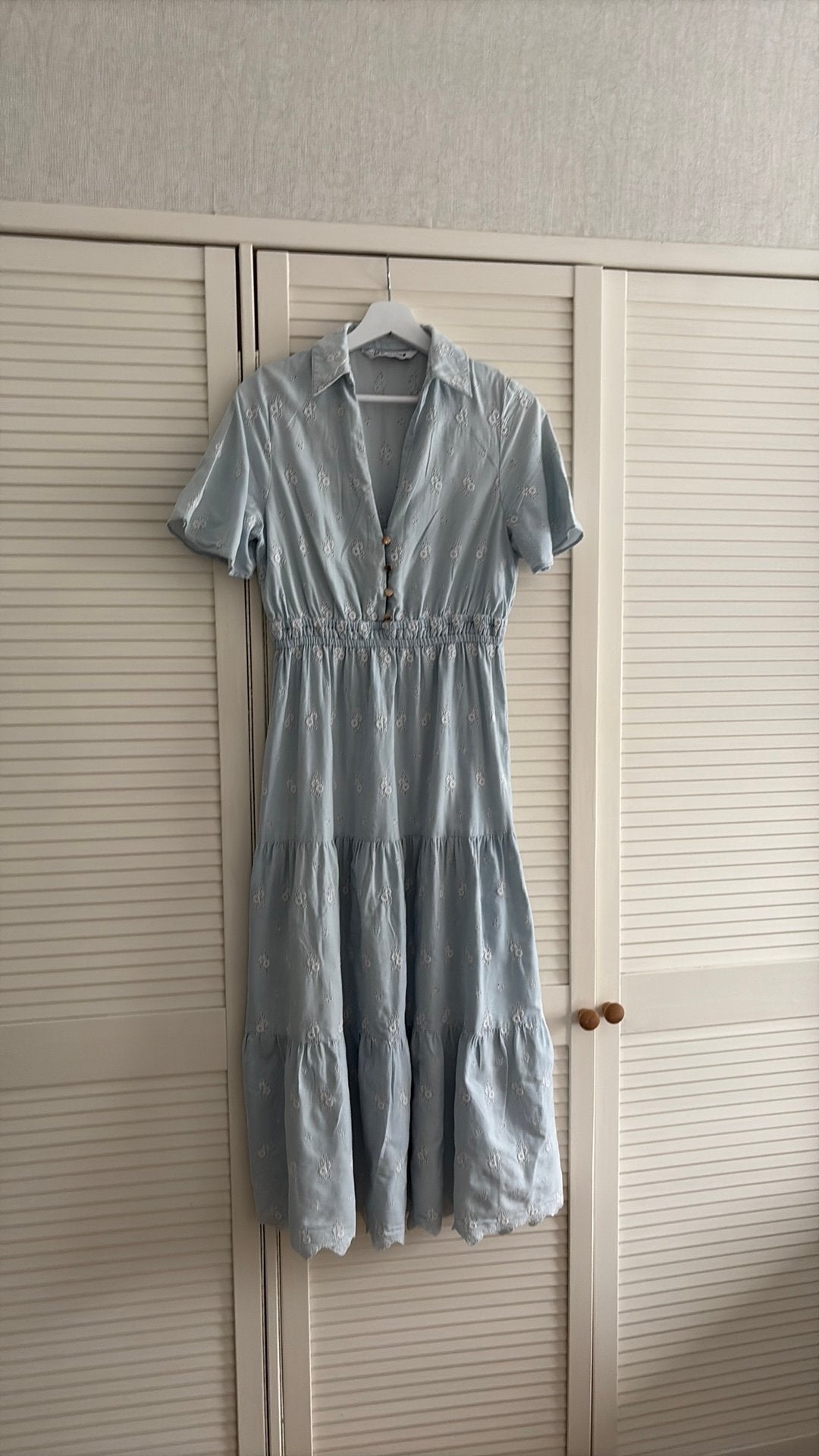 Zara lichtblauwe jurk met broderie mt M, Kleding | Dames, Jurken, Maat 38/40 (M), Blauw, Ophalen of Verzenden, Zo goed als nieuw