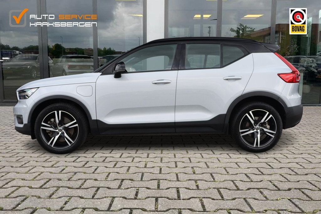 Volvo XC40 1.5 T5 Recharge R-Design | Camera | Memory | 19 I, Auto's, Volvo, Zwart, Wit, Plug-in hybride, Bedrijf
